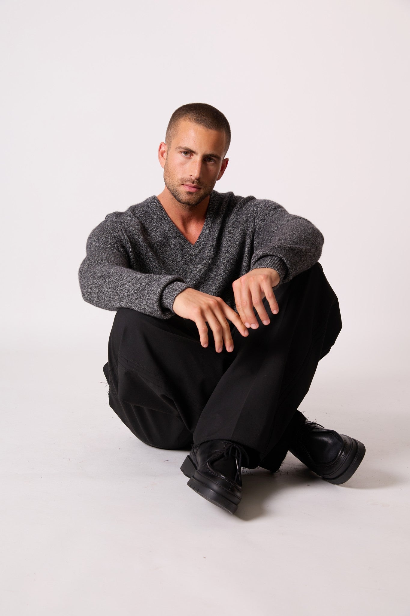 enzo pull col v 4 fils noir/blanc 100% cachemire