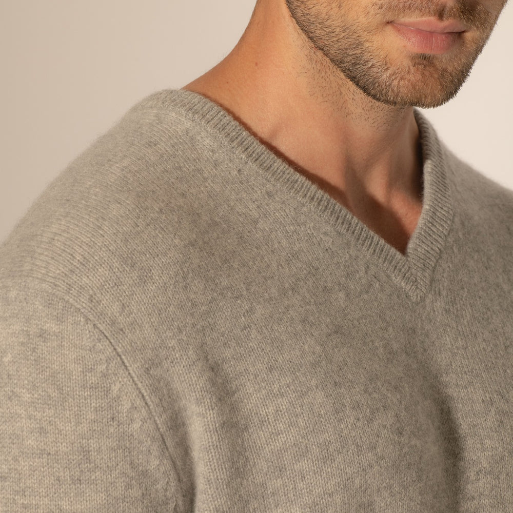 enzo pull col v 4 fils nuage chiné 100% cachemire