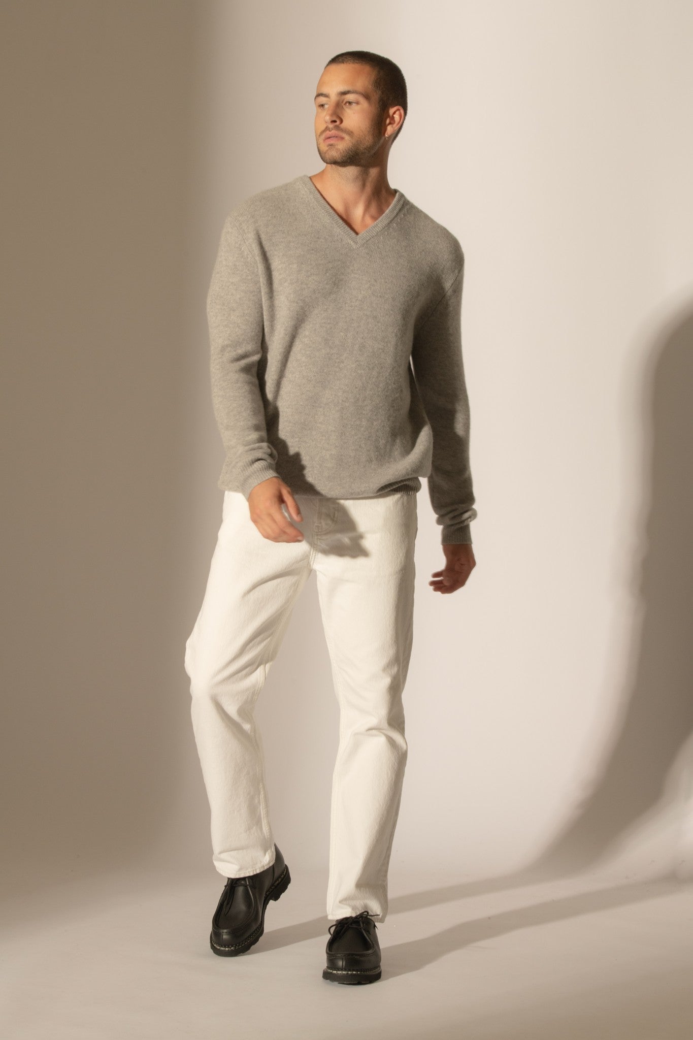 enzo pull col v 4 fils nuage chiné 100% cachemire