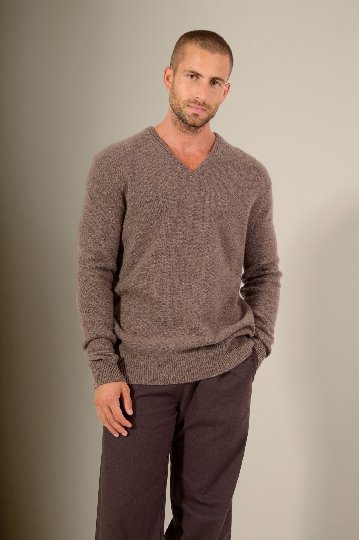 enzo pull col v 4 fils taupe chiné 100% cachemire