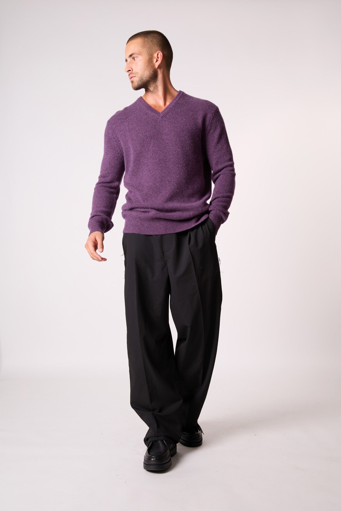 enzo pull col v 4 fils violet chiné 100% cachemire