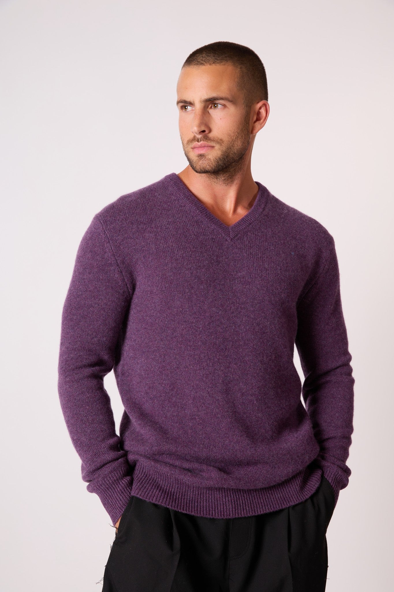 enzo pull col v 4 fils violet chiné 100% cachemire