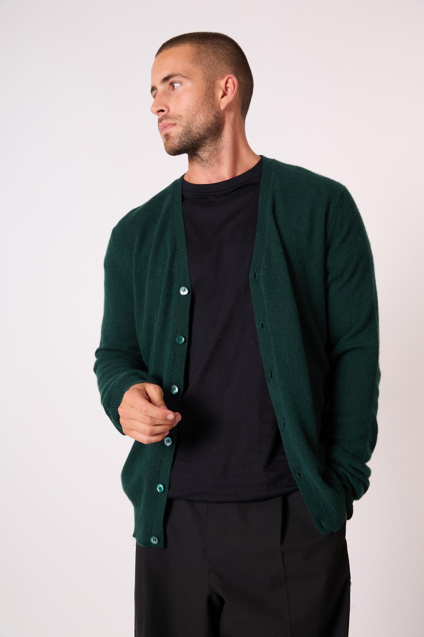 ERROL cardigan col v cyprès 100% cachemire