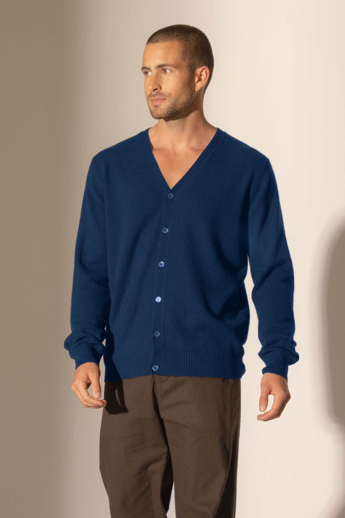 ERROL cardigan col v minuit 100% cachemire