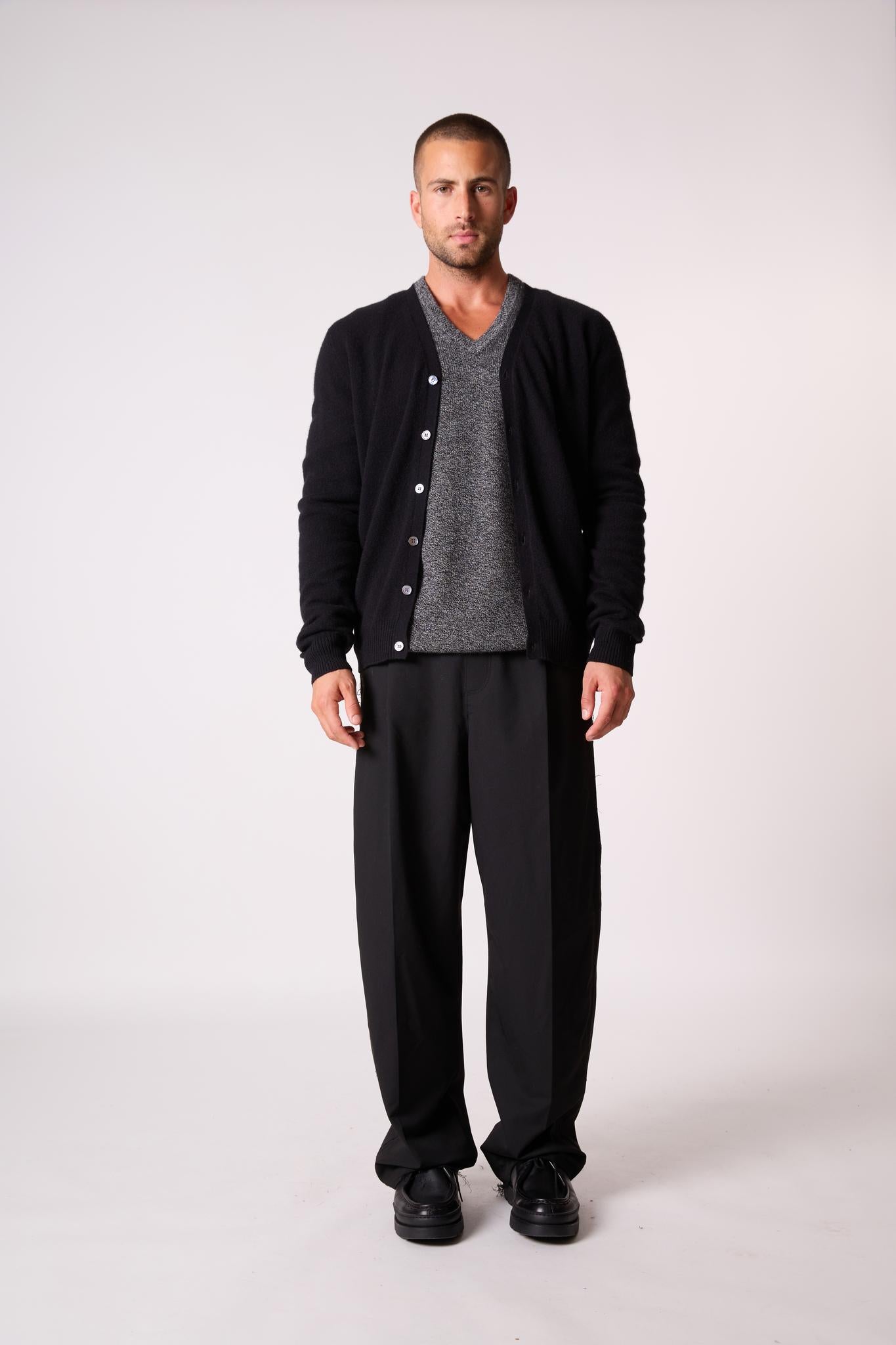 ERROL cardigan col v noir 100% cachemire