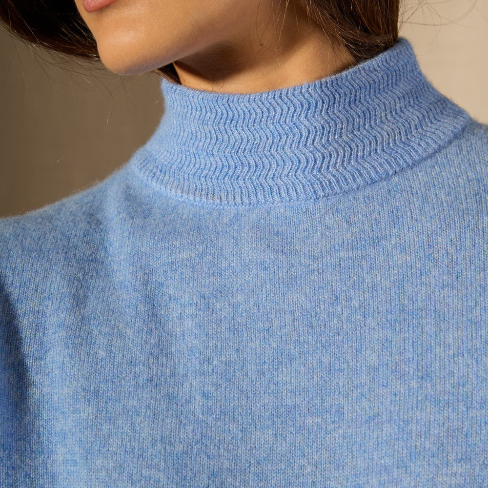 evelina pull col montant sky 100% cachemire