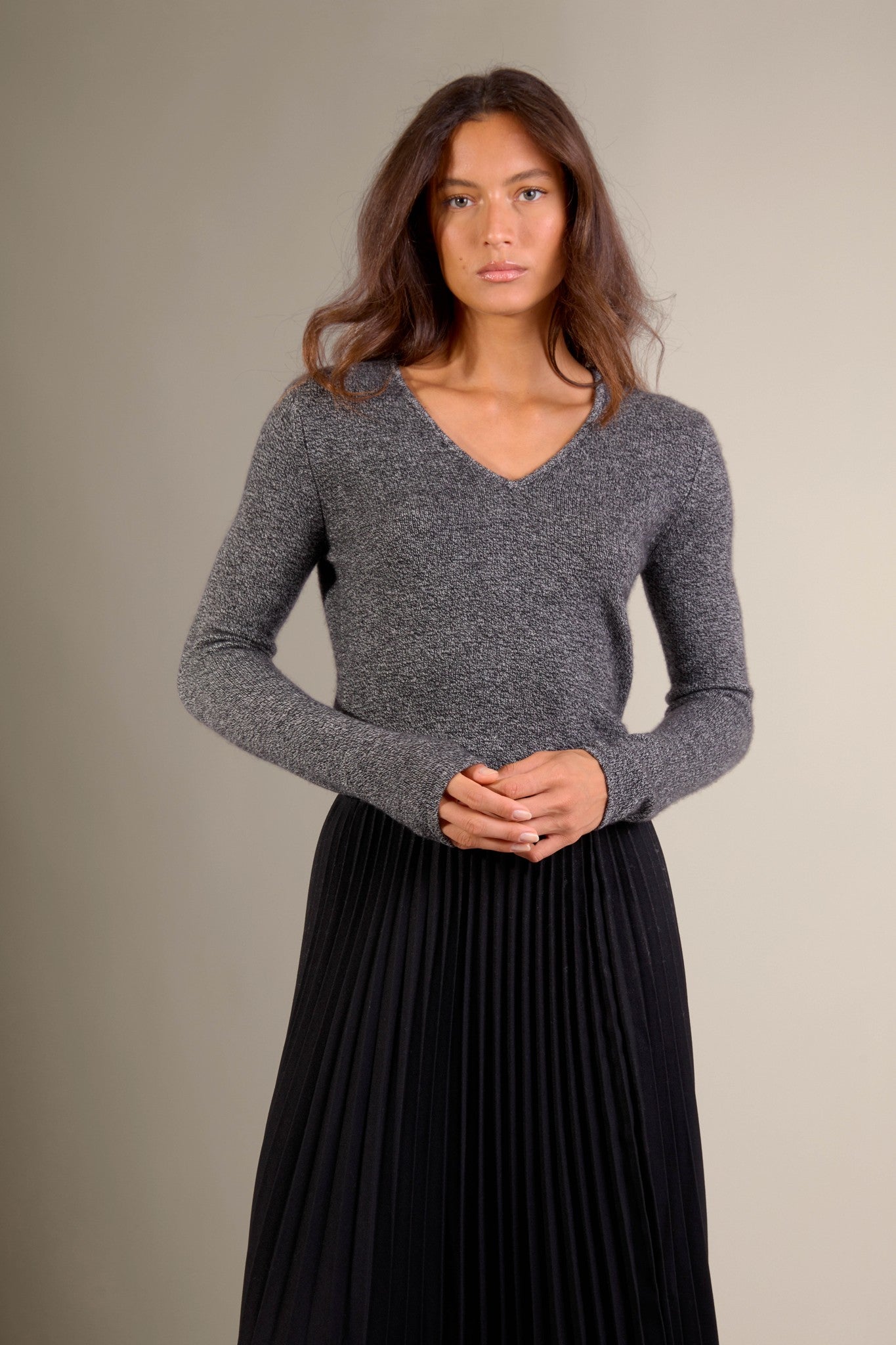 gaby pull col v 4 fils noir/blanc 100% cachemire