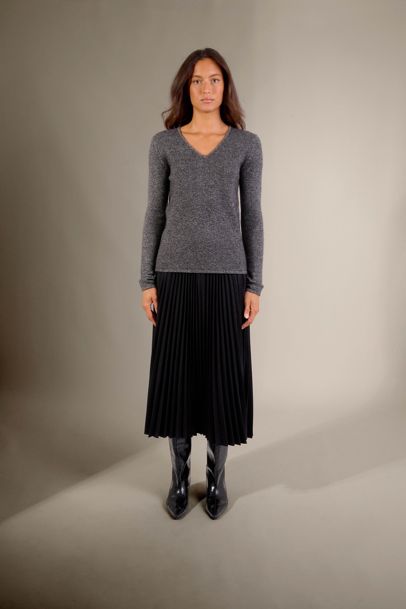 gaby pull col v 4 fils noir/blanc 100% cachemire