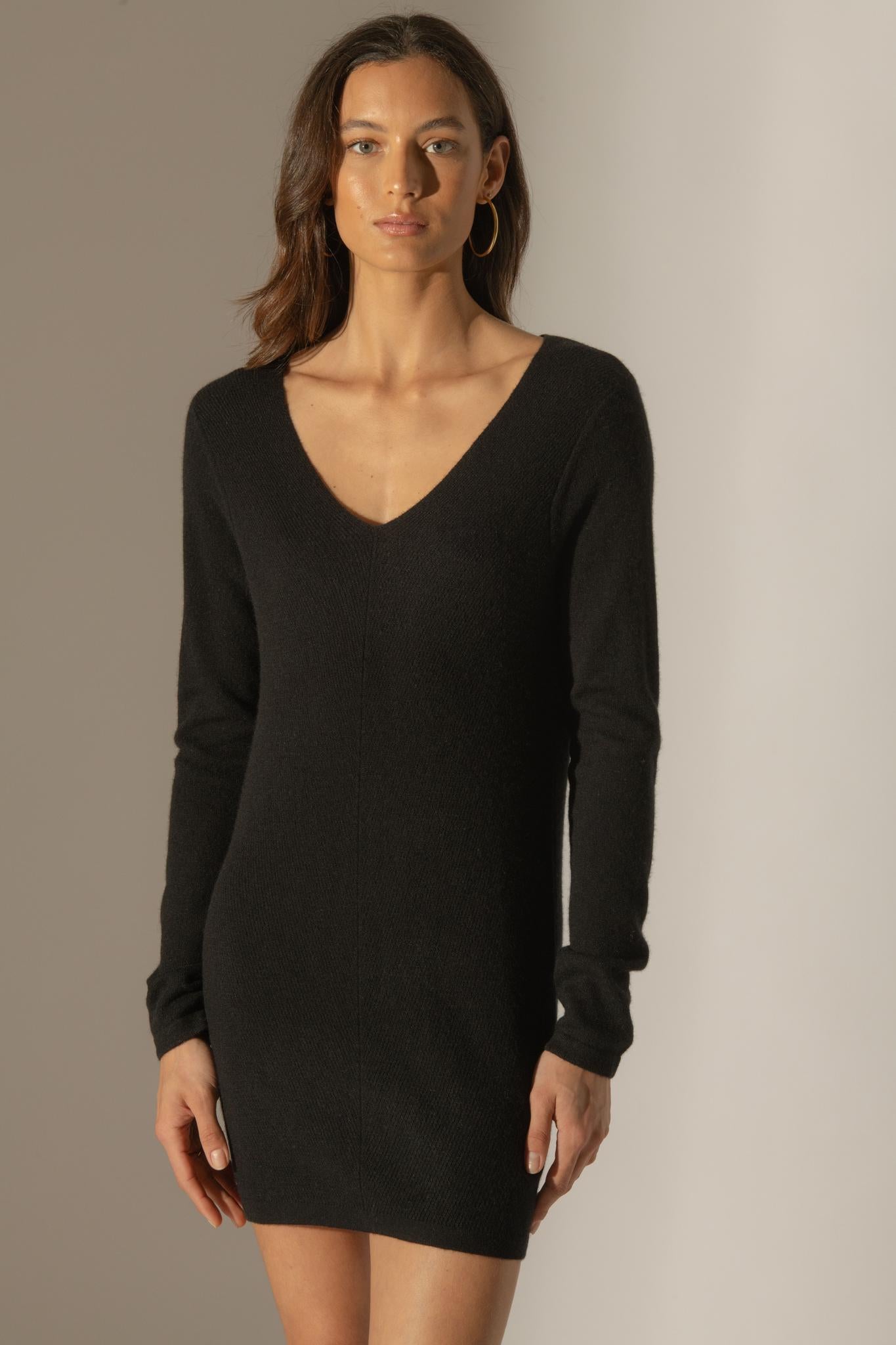 GARMOUTH tunique col v noir 100% cachemire