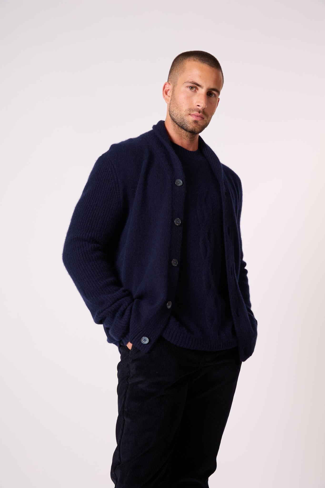 GILMOUR veste boutonnée col châle 4 fils navy 100% cachemire