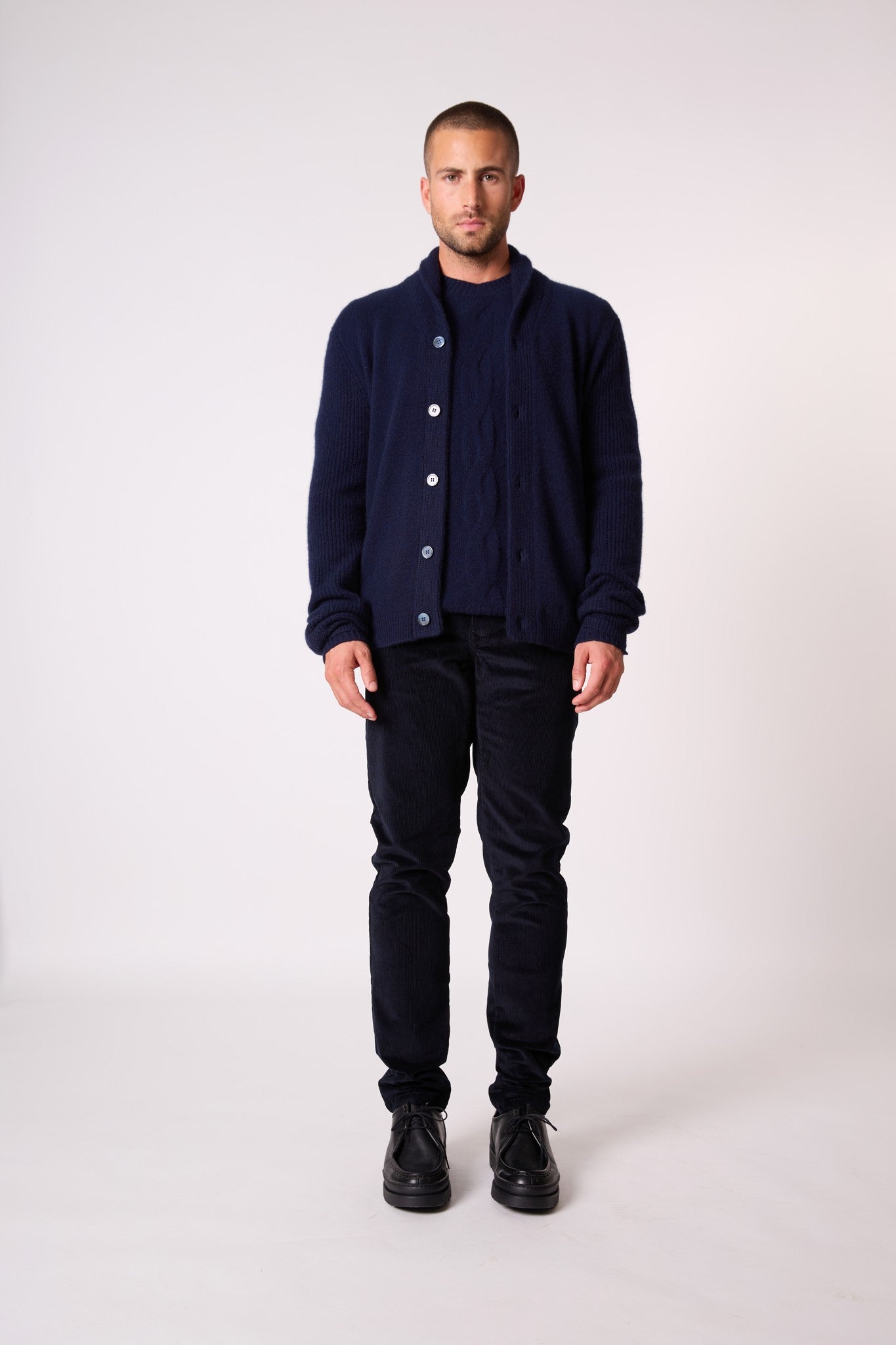 gilmour veste boutonnée col châle 4 fils navy 100% cachemire