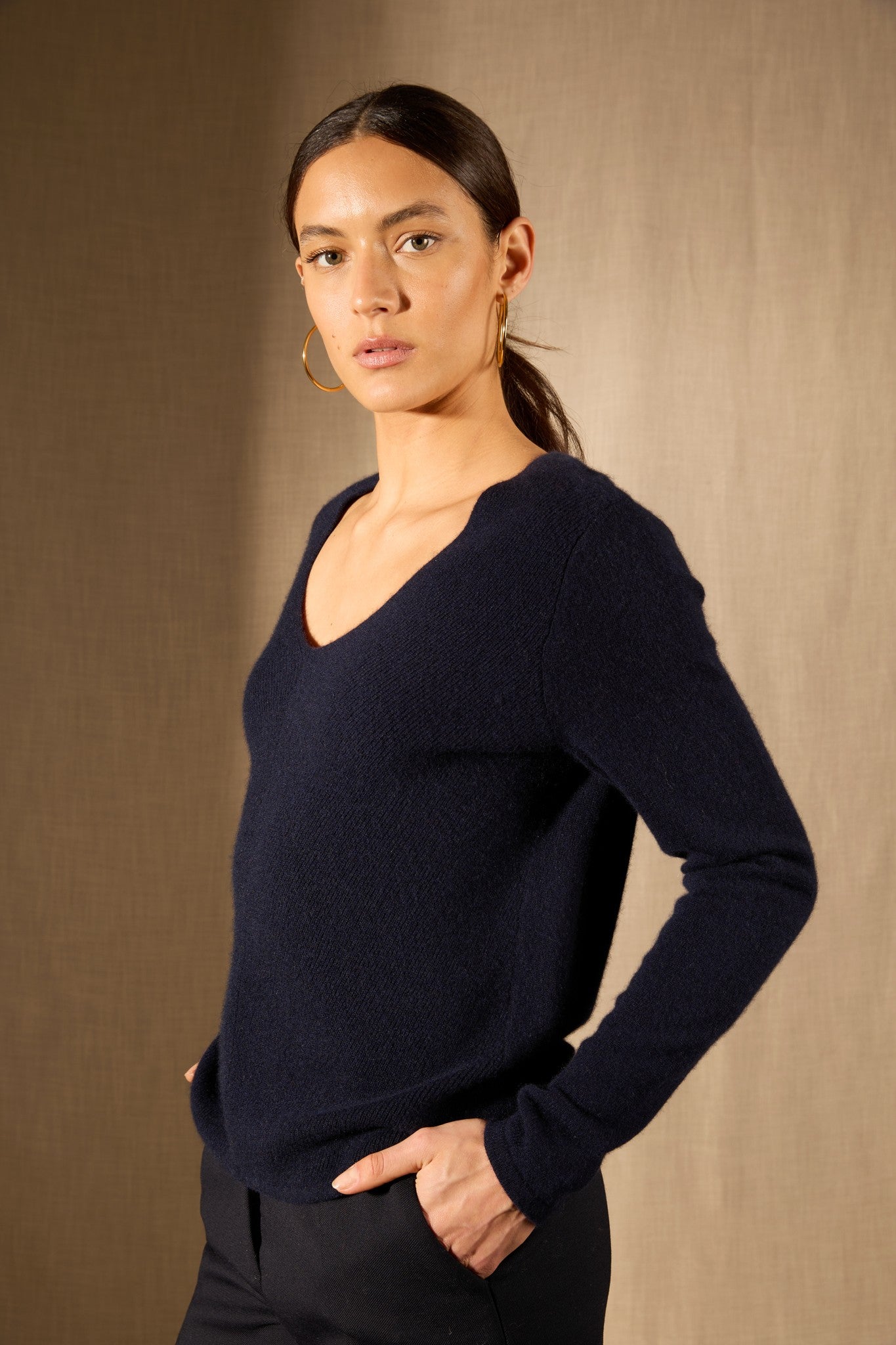 golspie pull col v navy 100% cachemire