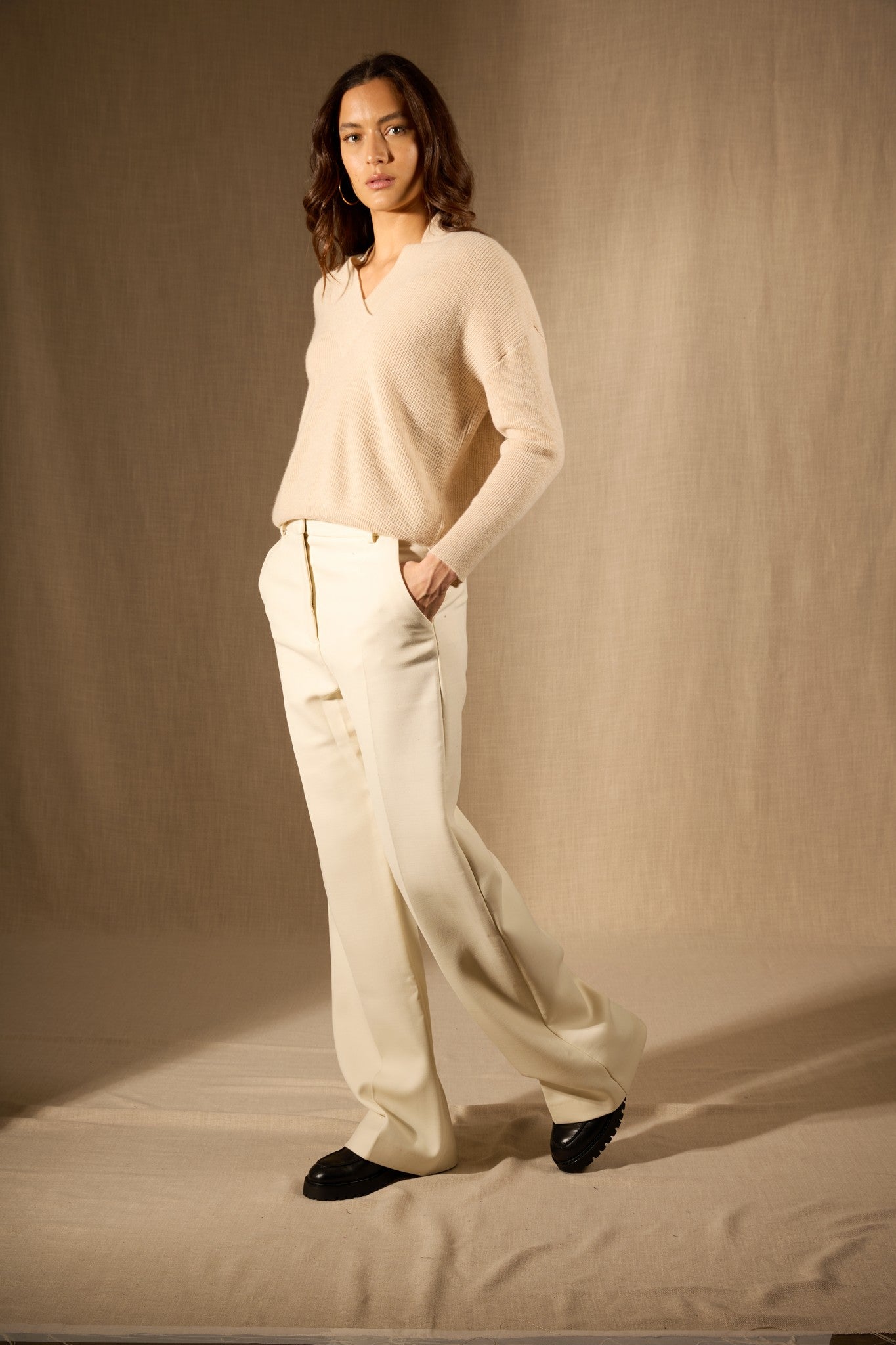 grainne pull col v croisé avoine 100% cachemire