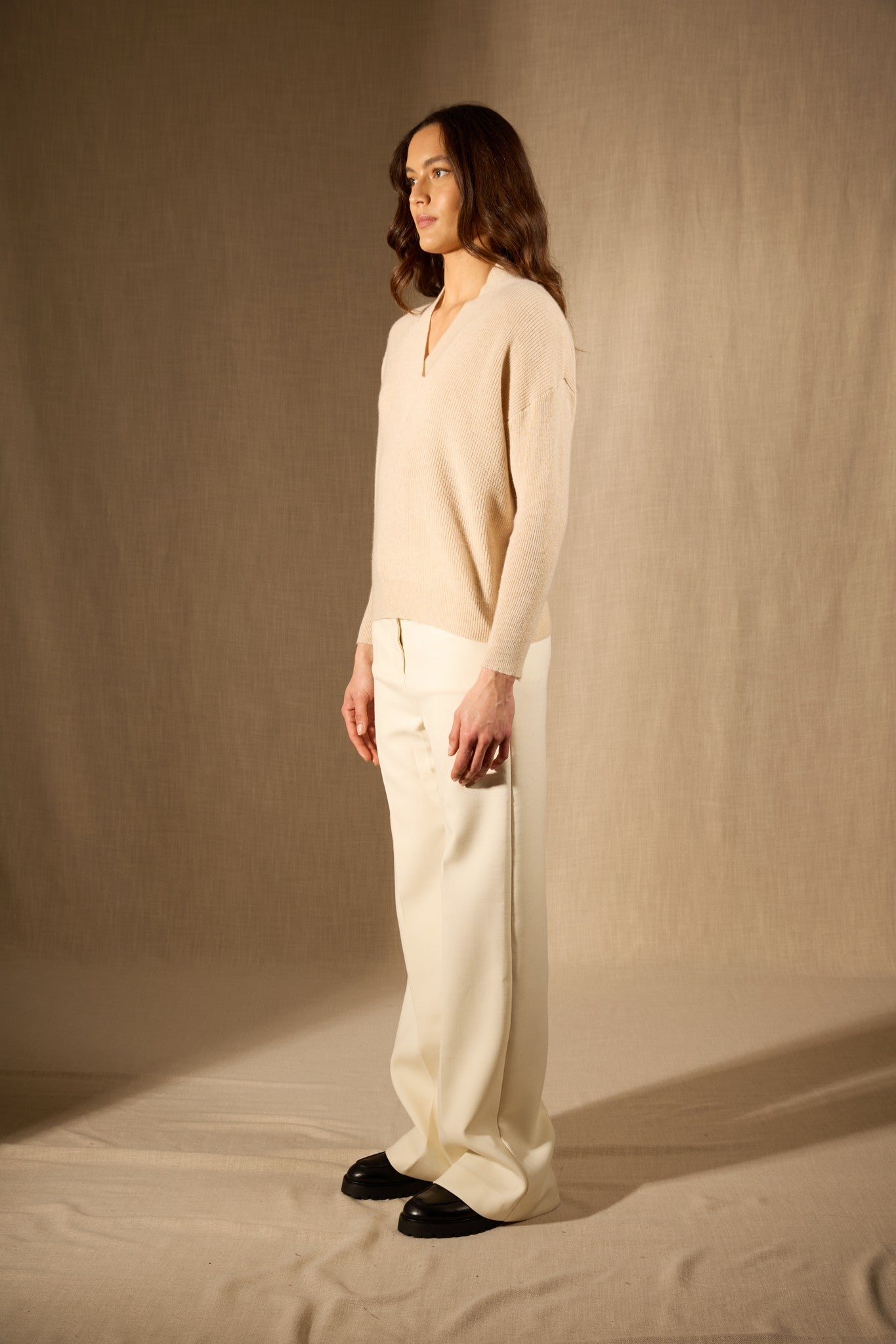 grainne pull col v croisé avoine 100% cachemire