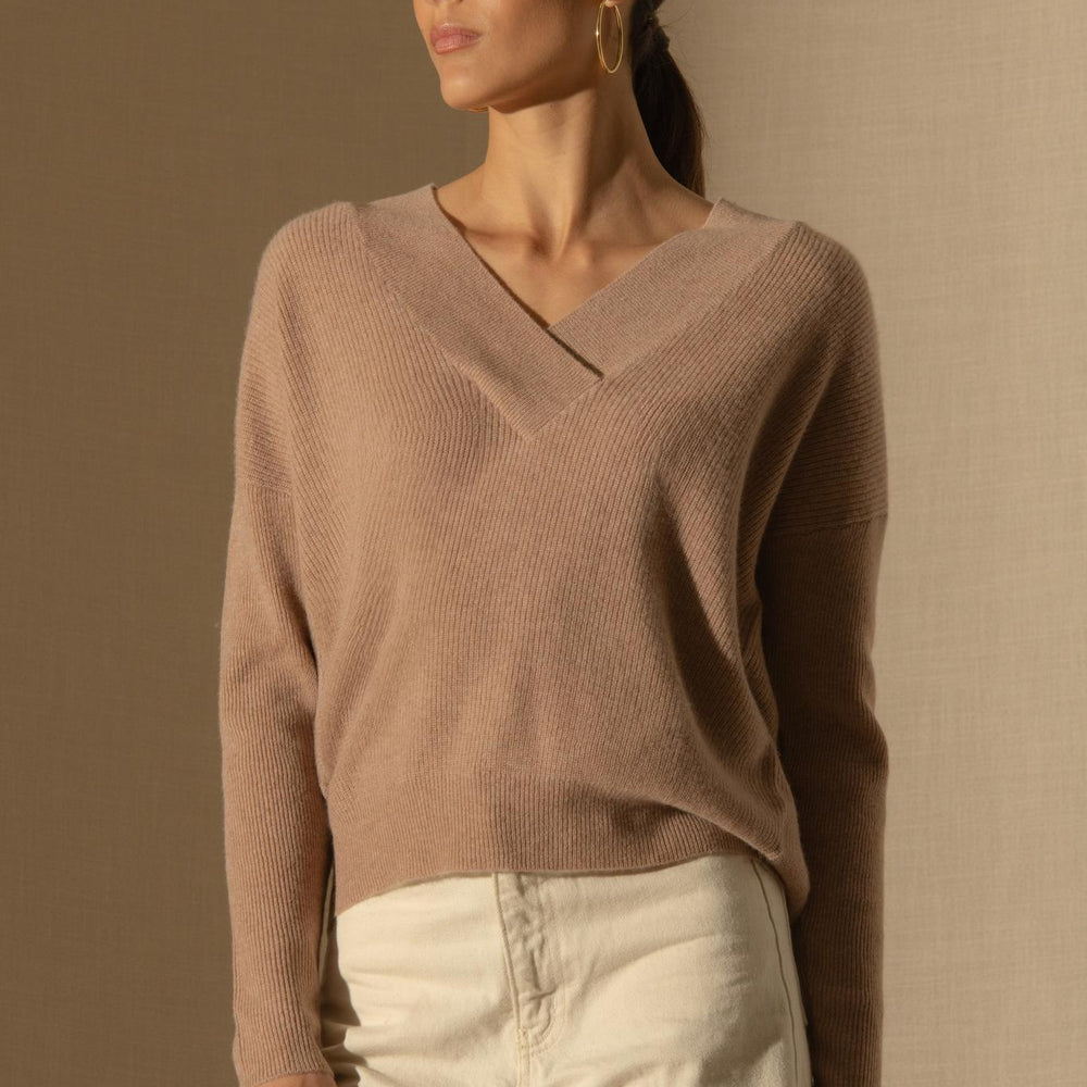 GRAINNE pull col v croisé camel chiné 100% cachemire