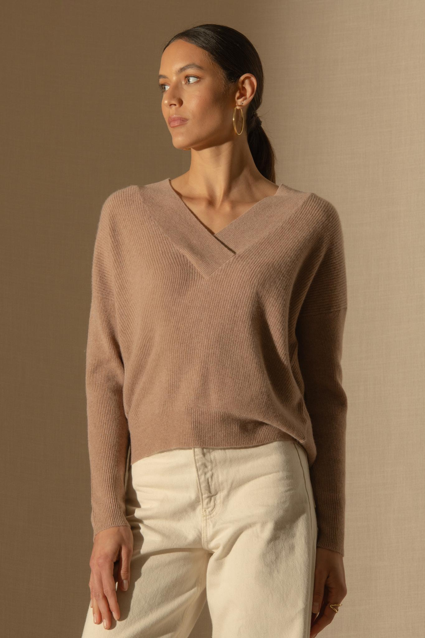 GRAINNE pull col v croisé camel chiné 100% cachemire