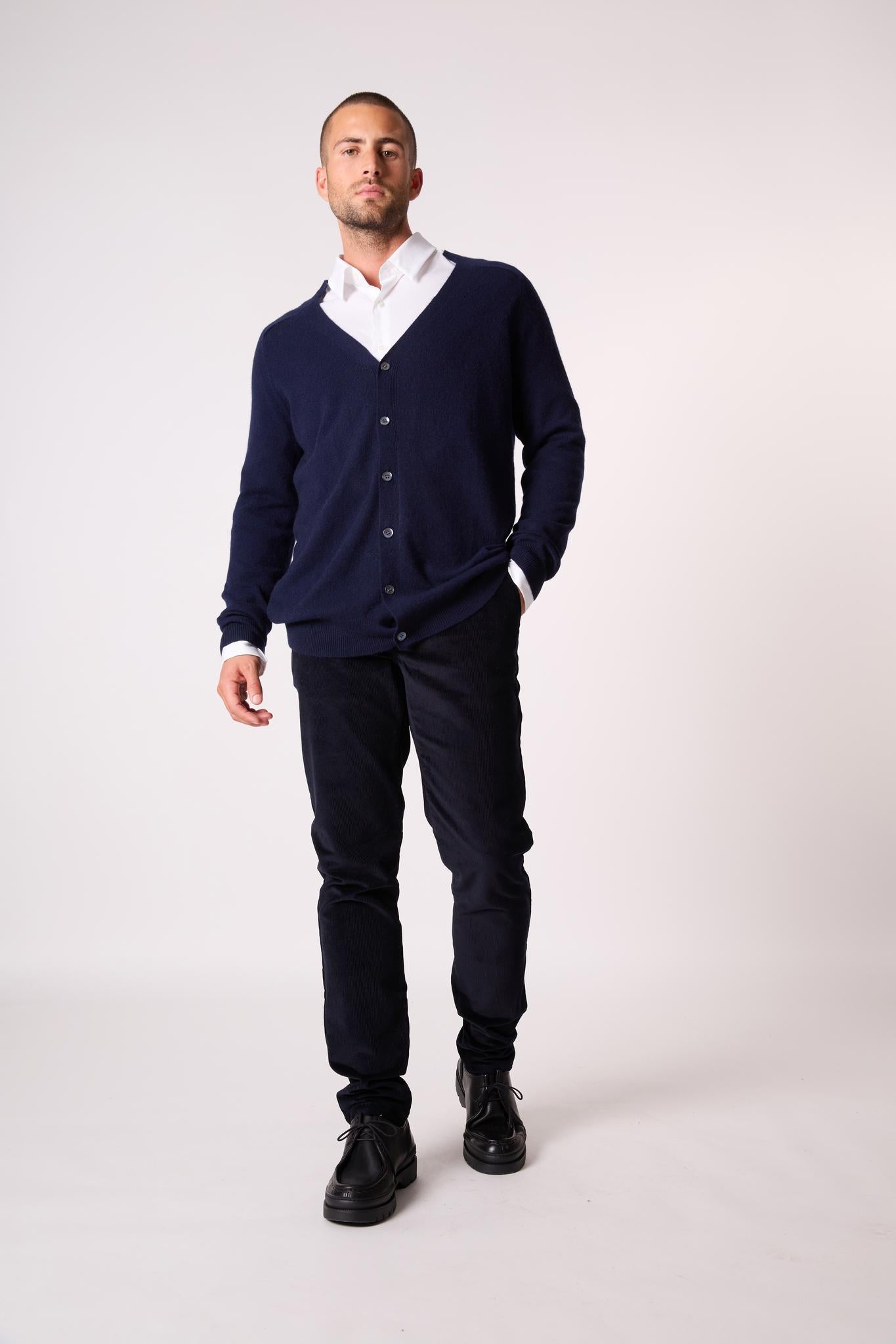 HAYFIELD cardigan col v navy 100% cachemire