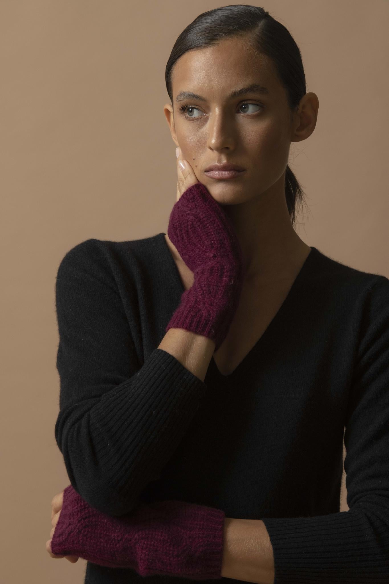 JOY robe col v noir 100% cachemire