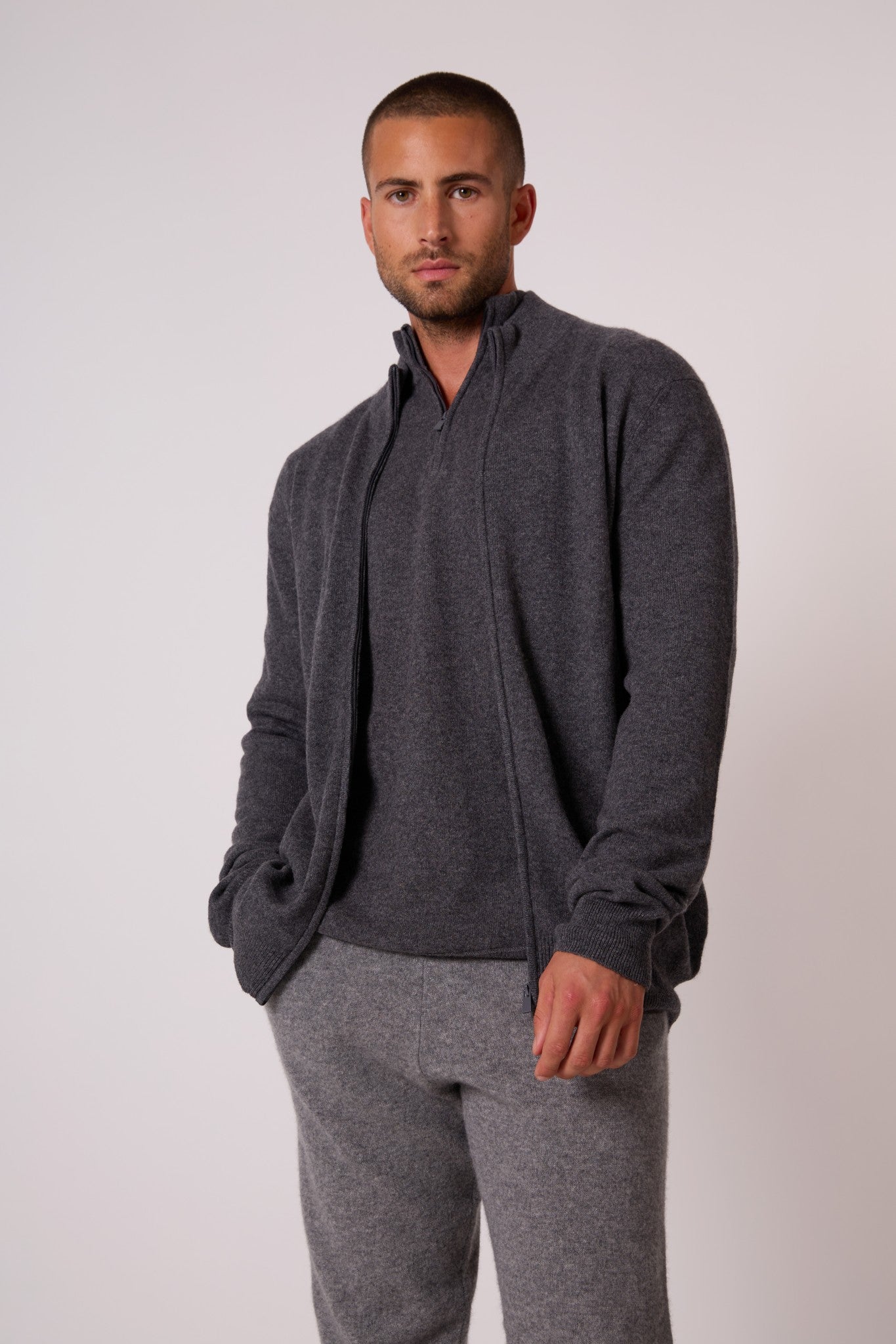 jules gilet zippé col montant anthracite chiné 100% cachemire