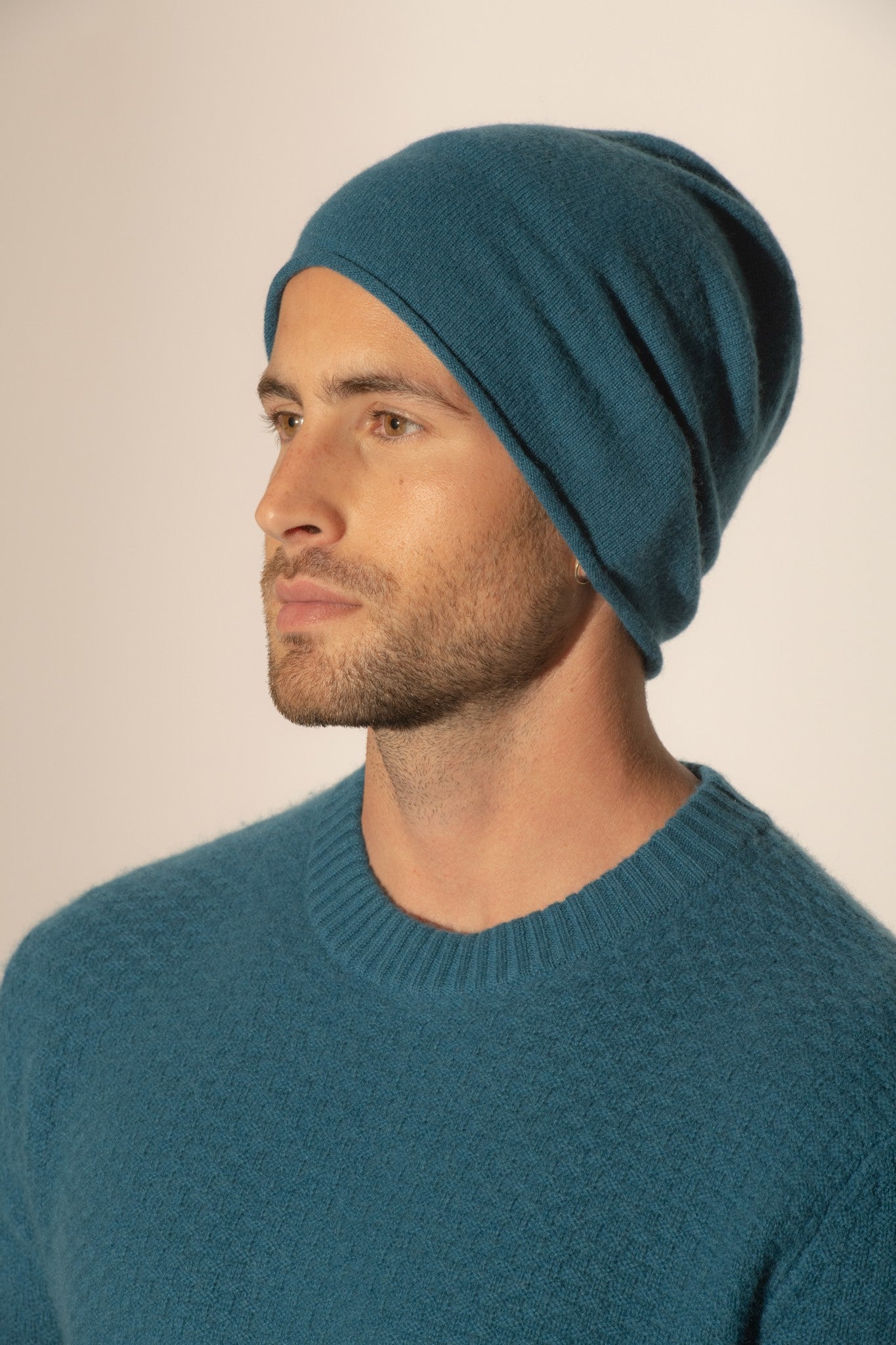 june bonnet paon 100% cachemire