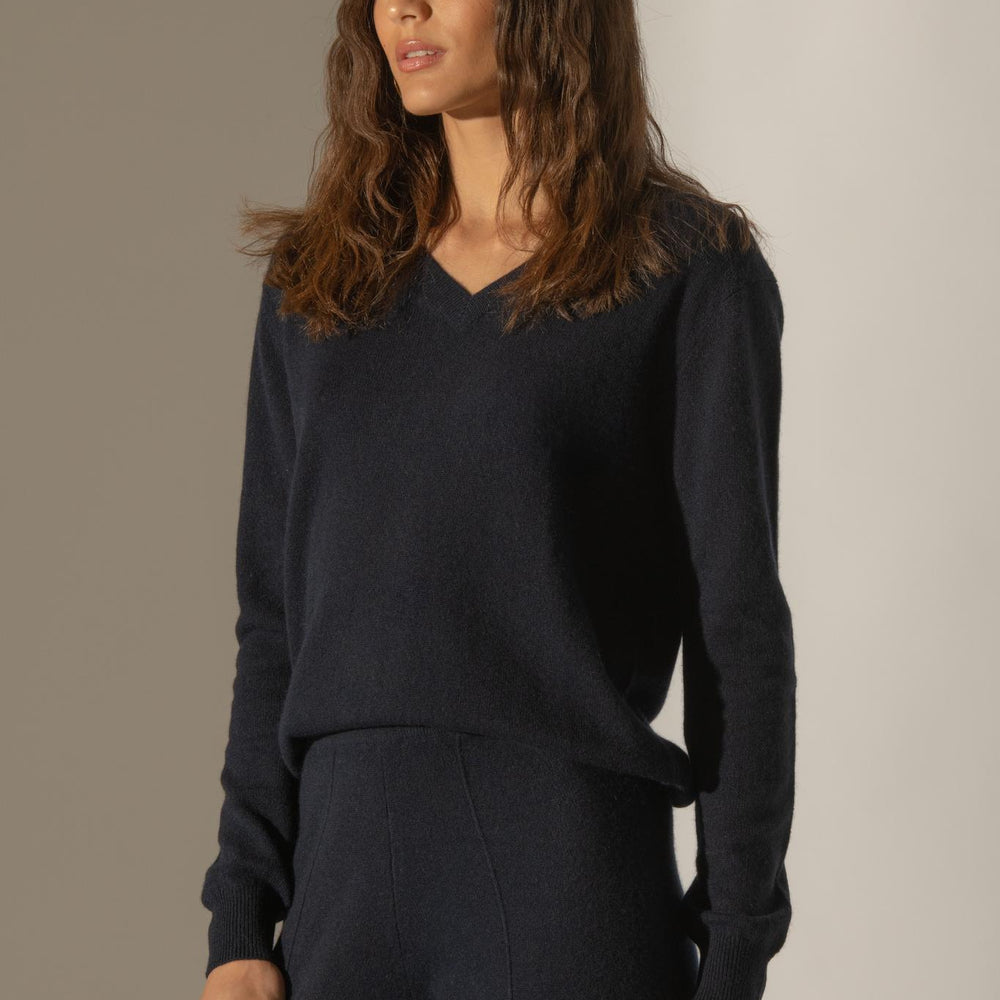 KALIE pull col v  navy 100% cachemire