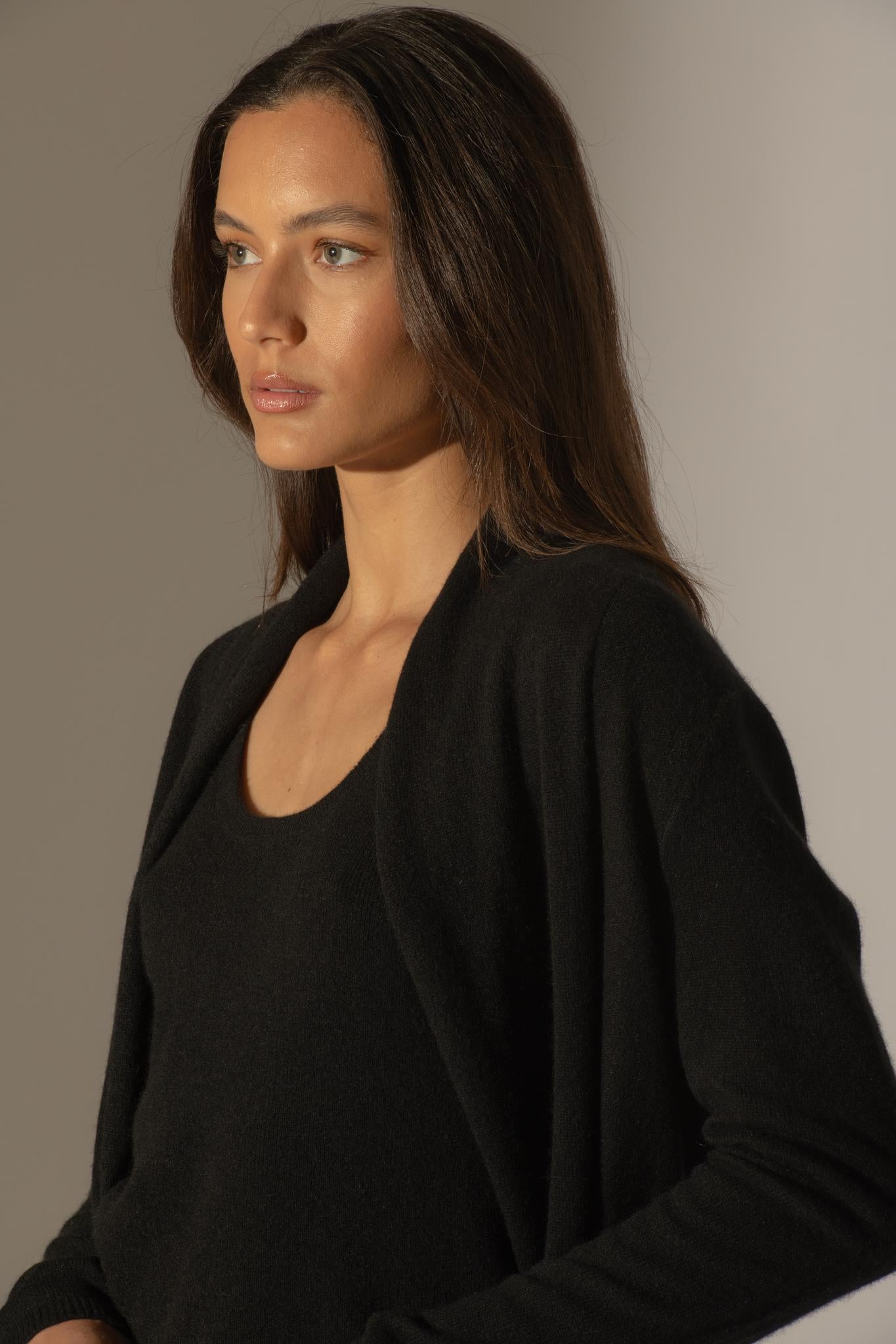KARA veste longue ouverte col châle noir 100% cachemire