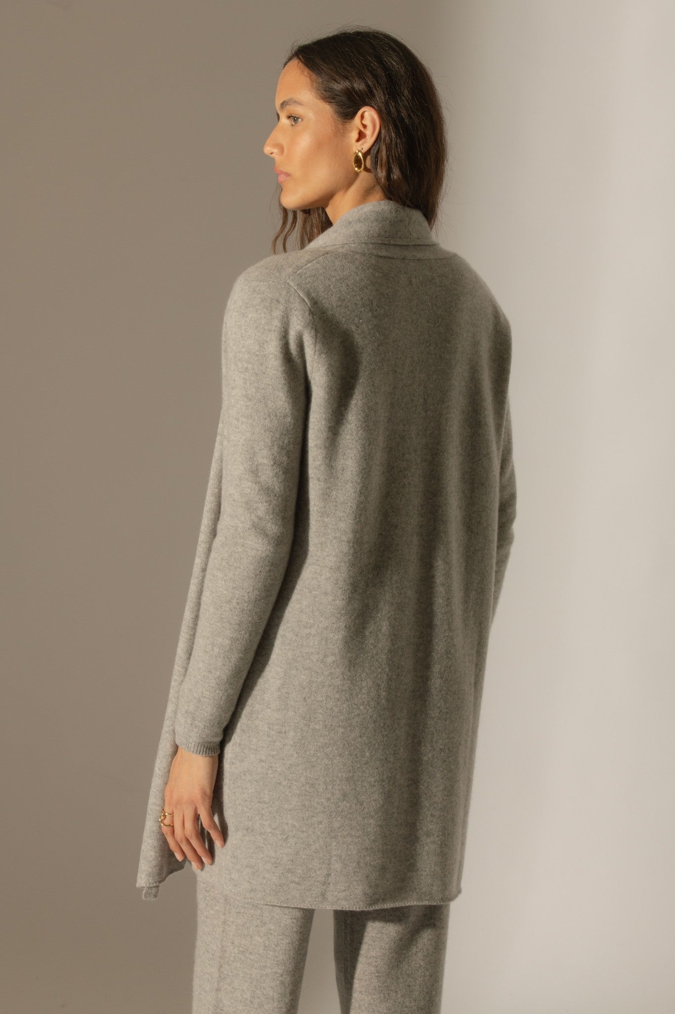 kara veste longue ouverte col châle nuage chiné 100% cachemire
