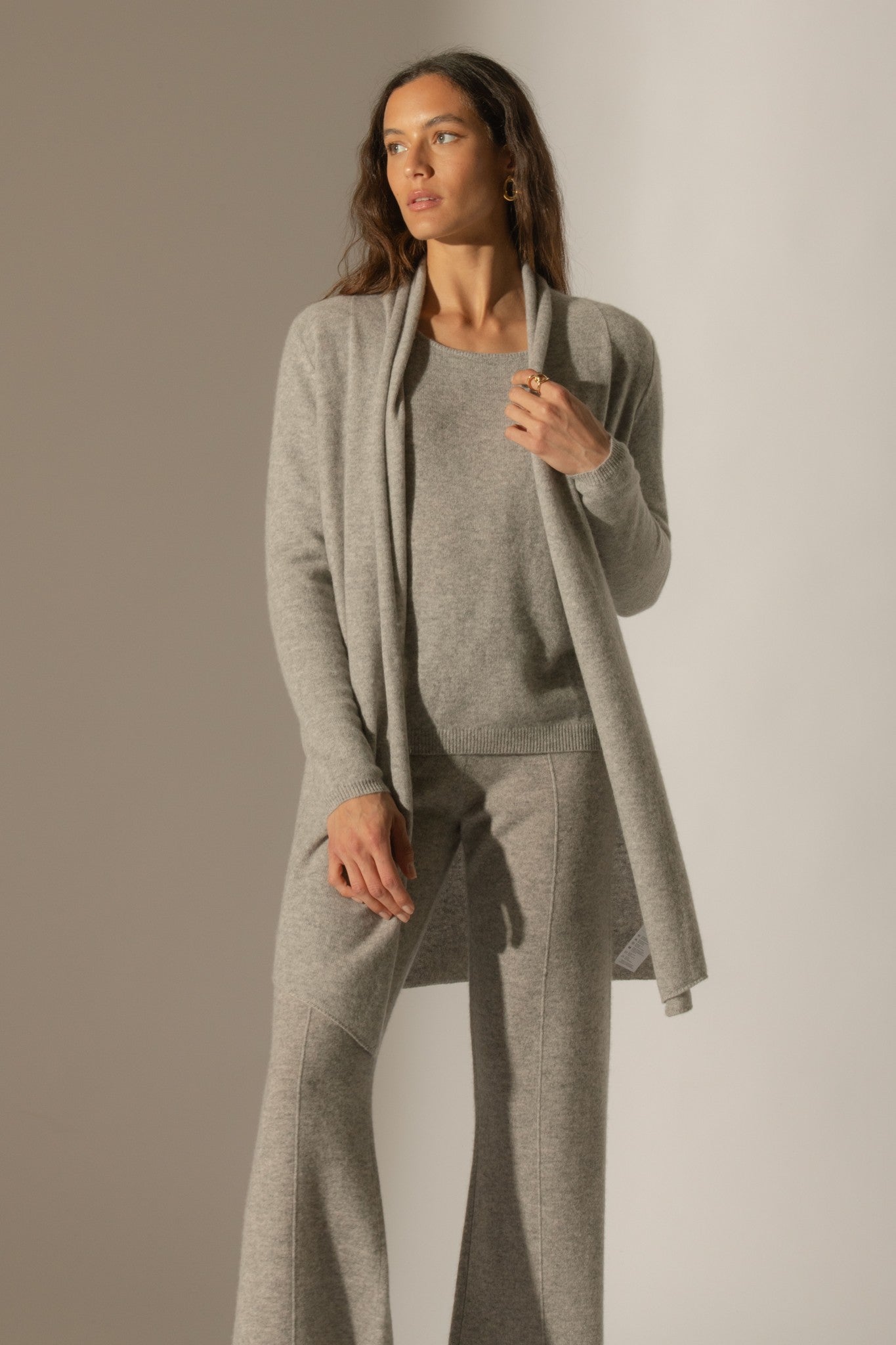 kara veste longue ouverte col châle nuage chiné 100% cachemire