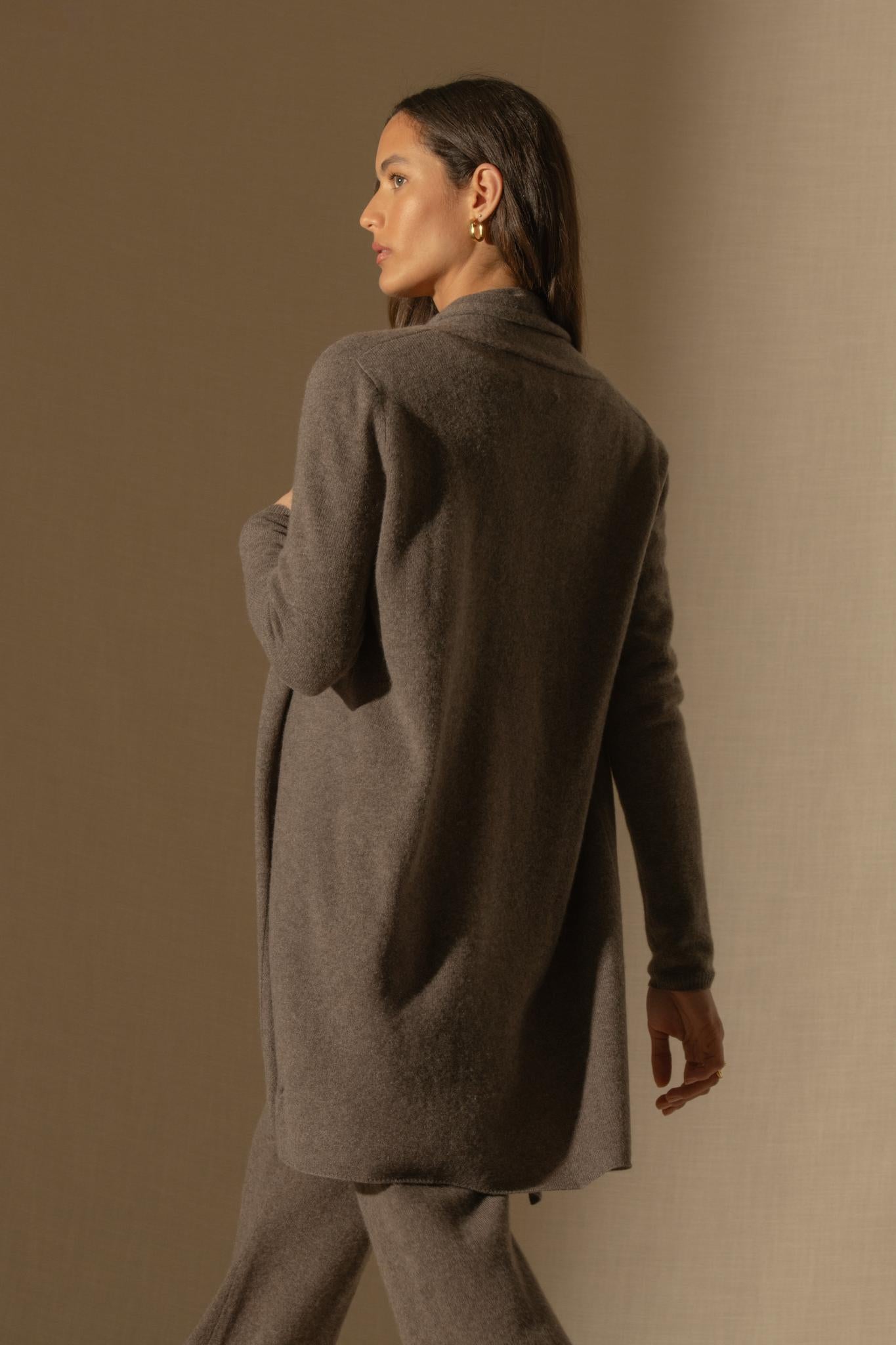 KARA veste longue ouverte col châle taupe chiné 100% cachemire