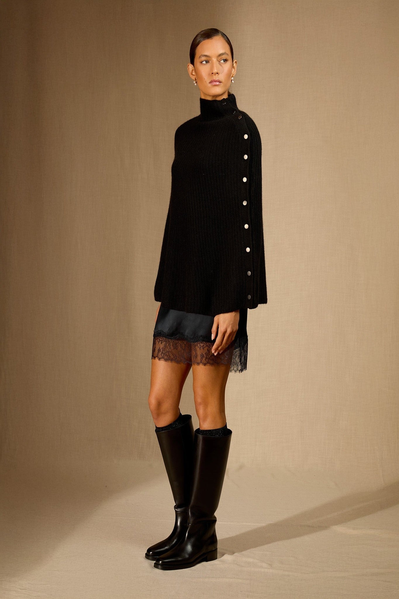 karol poncho col montant 6 fils noir 100% cachemire