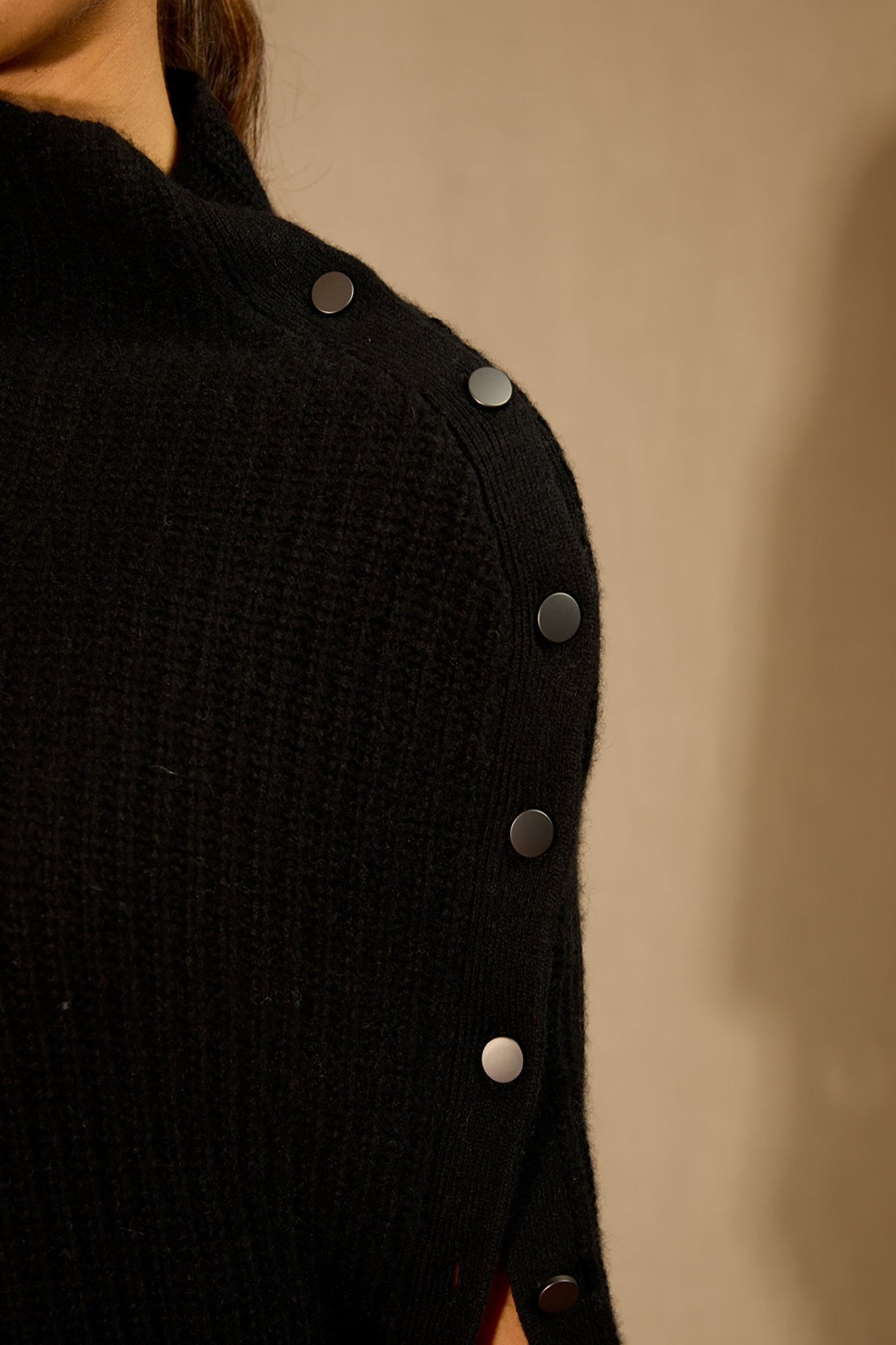 karol poncho col montant 6 fils noir 100% cachemire