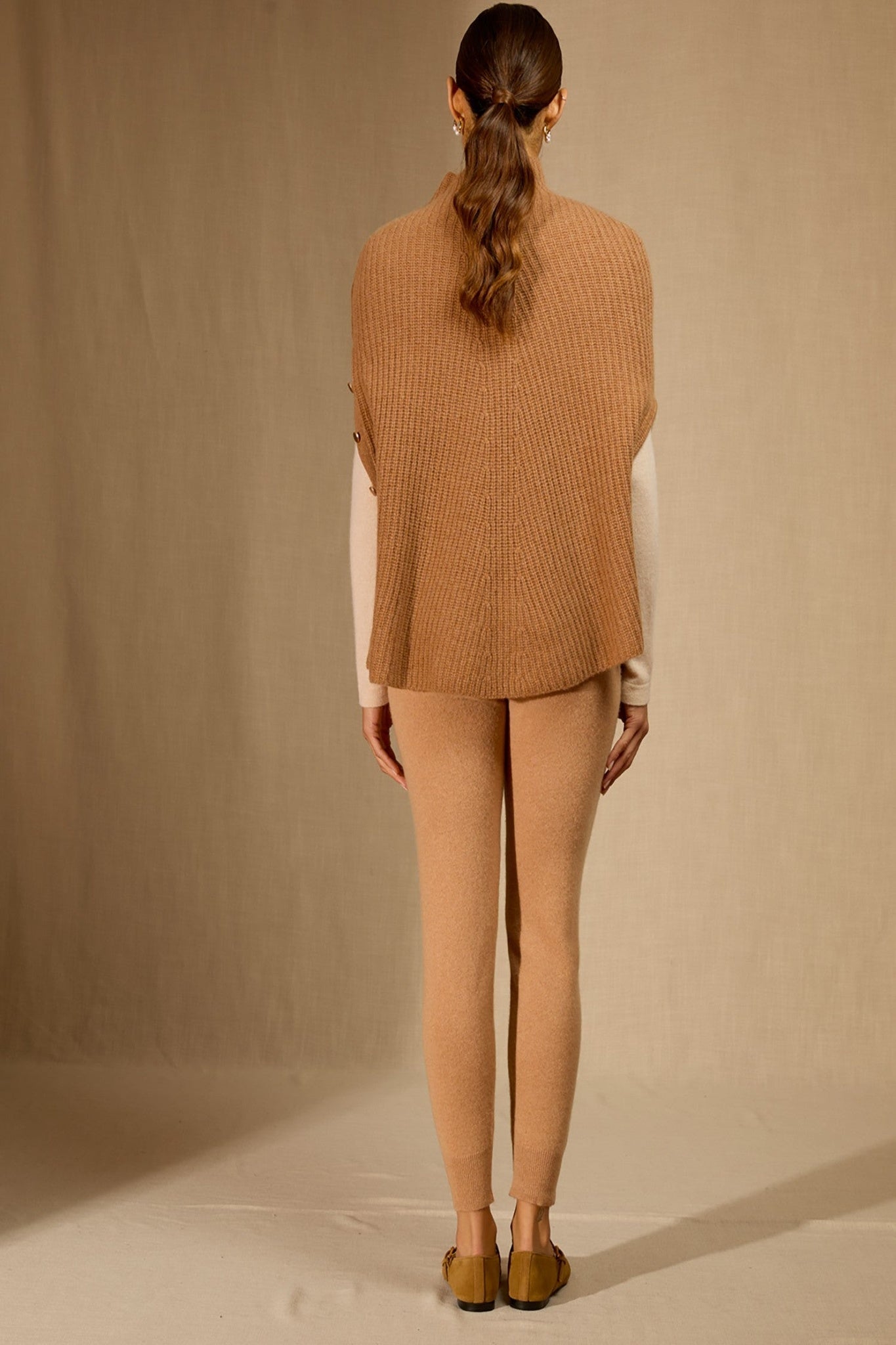 karol poncho col montant 6 fils noisette 100% cachemire