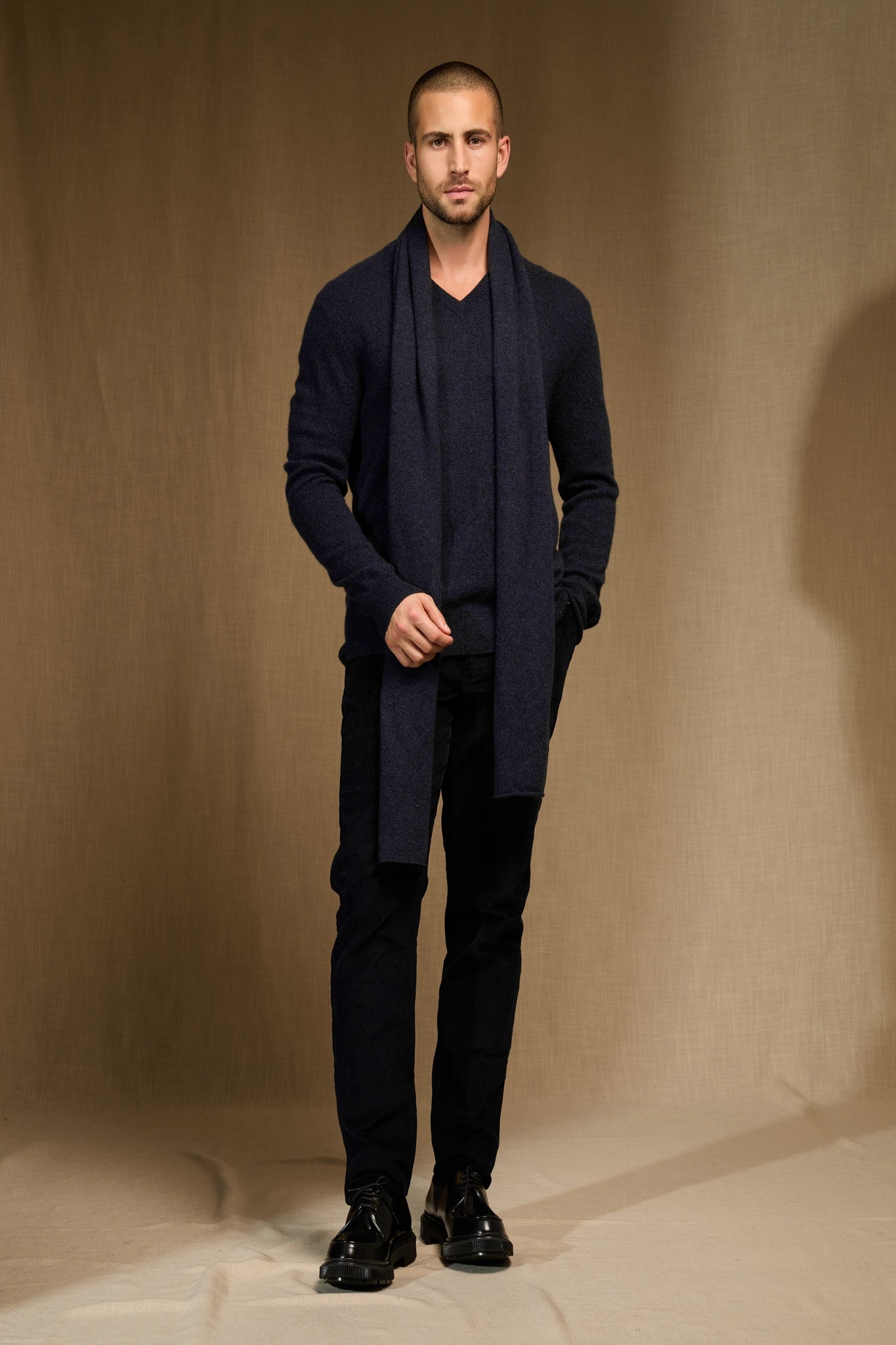 kelly écharpe caviar 100% cachemire