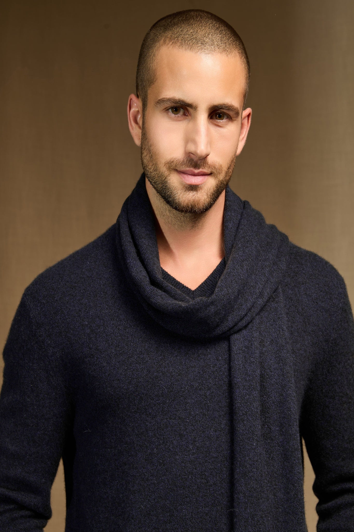 kelly écharpe caviar 100% cachemire