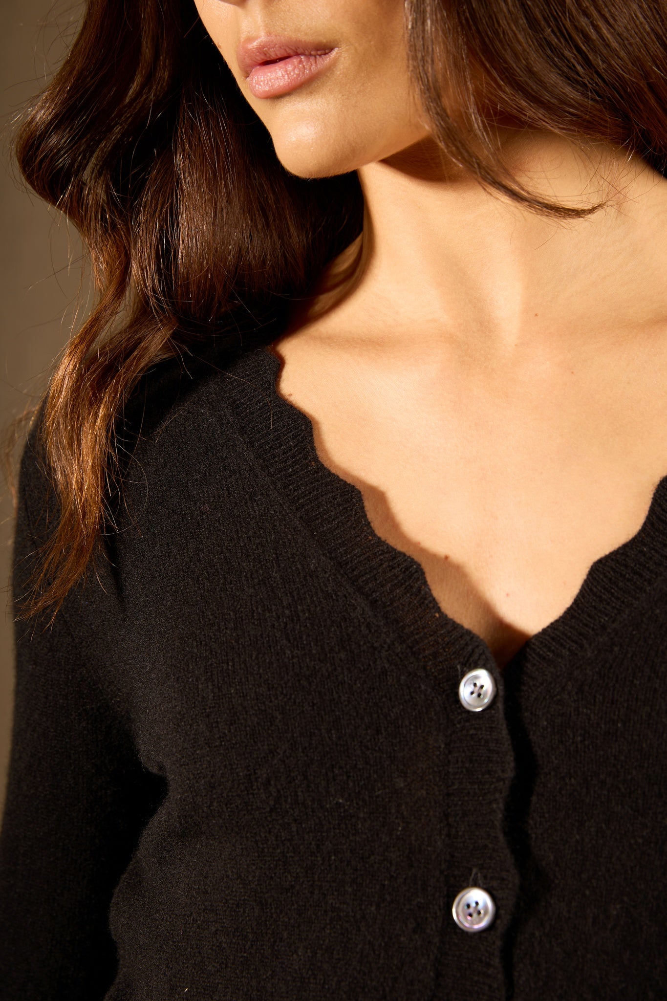 LEORA cardigan col v noir 100% cachemire