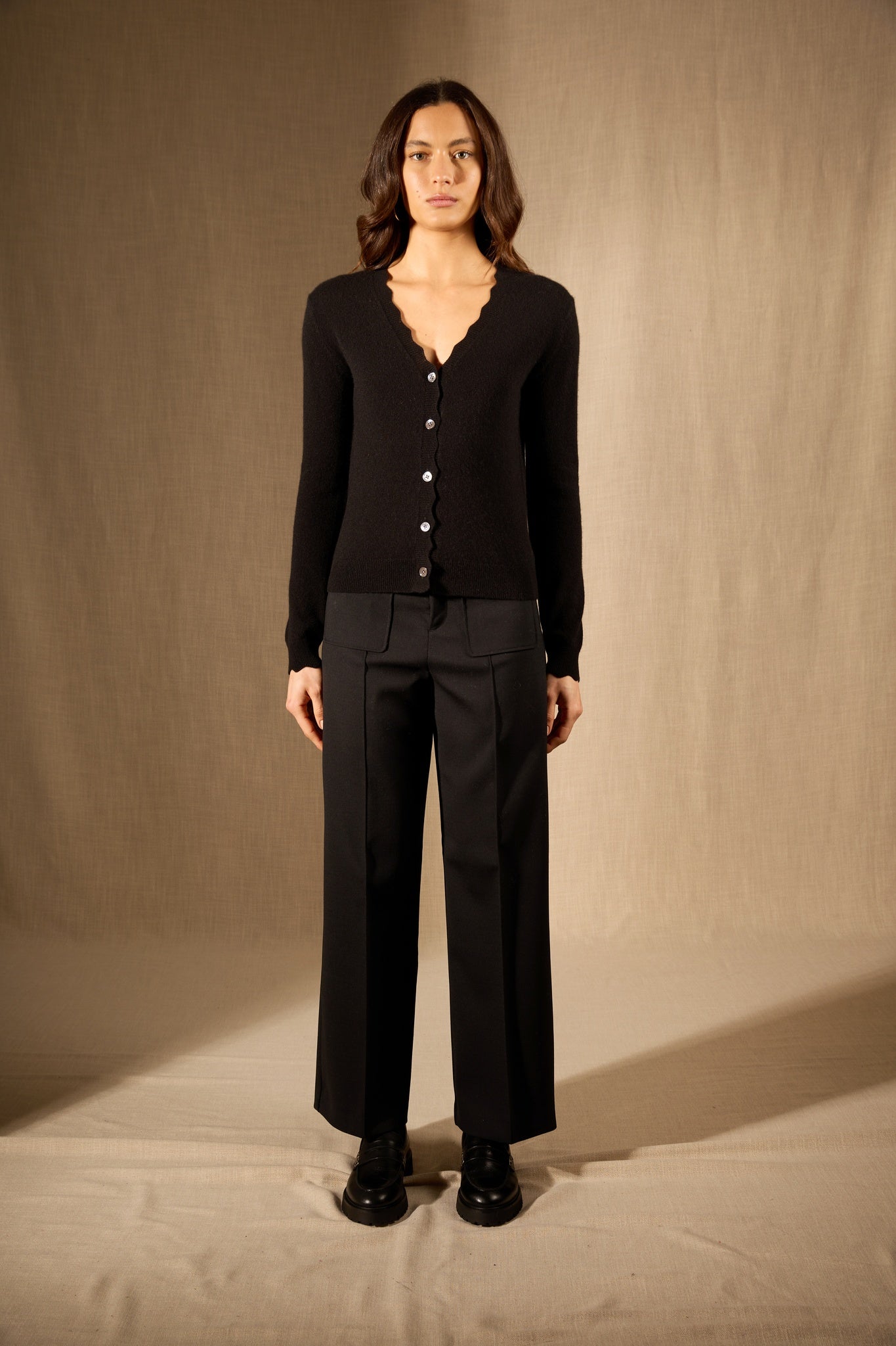 LEORA cardigan col v noir 100% cachemire