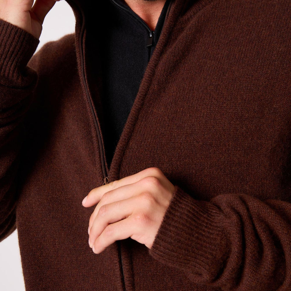 LEO gilet zippé col camionneur 4 fils café 100% cachemire