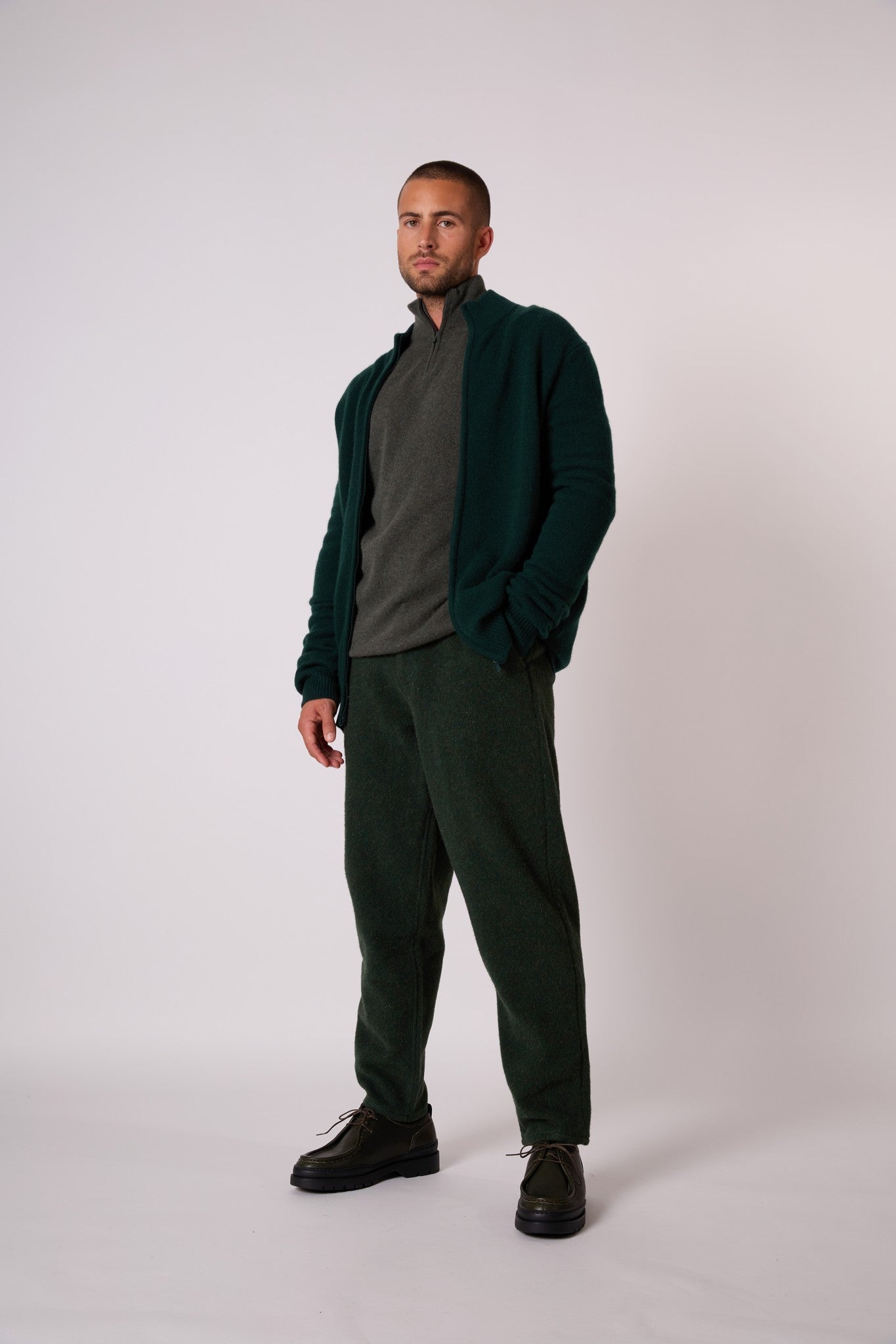 leo gilet zippé col camionneur 4 fils cyprès 100% cachemire