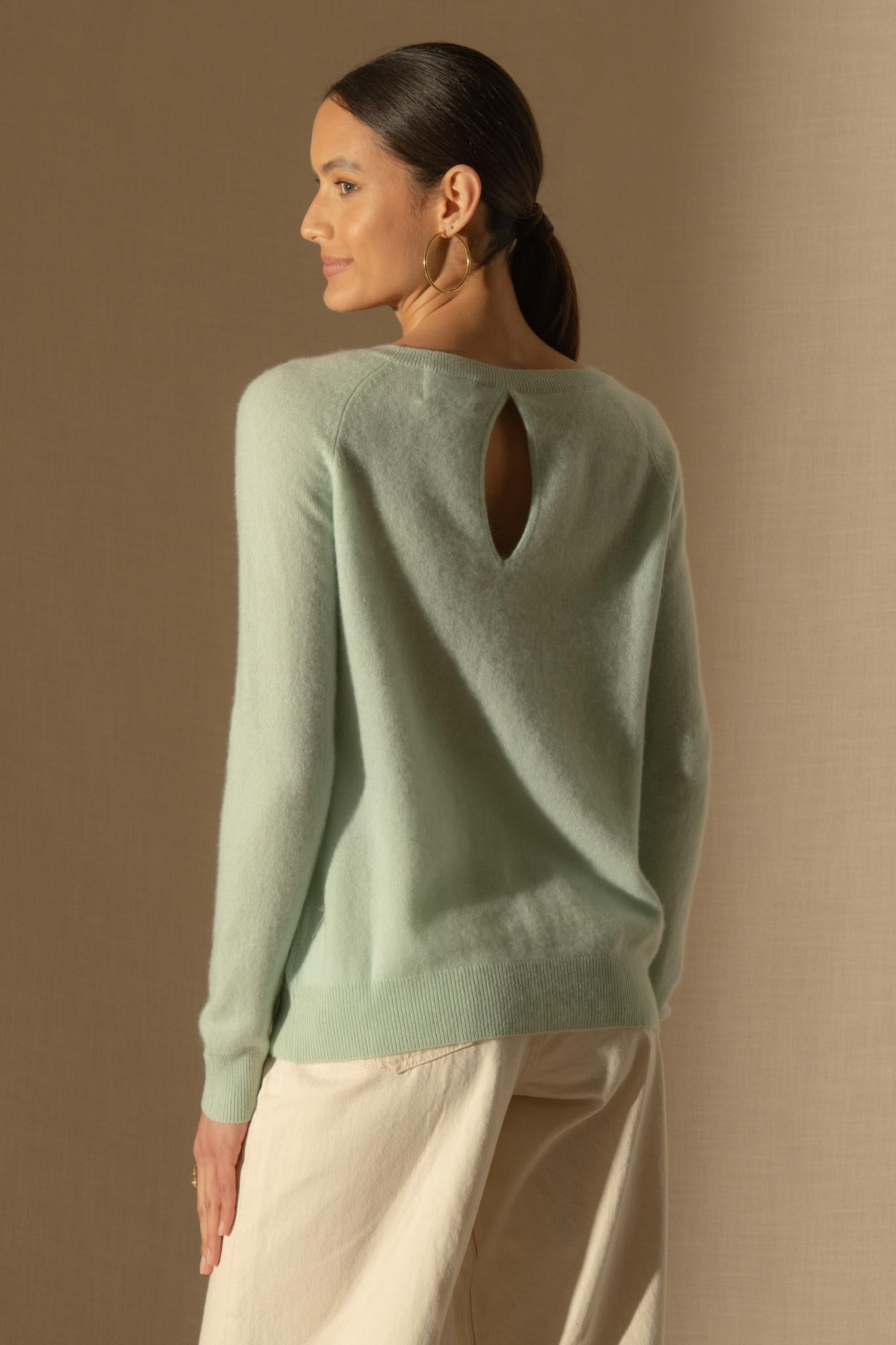 LESLIE pull col bateau goutte dos vert lagon 100% cachemire