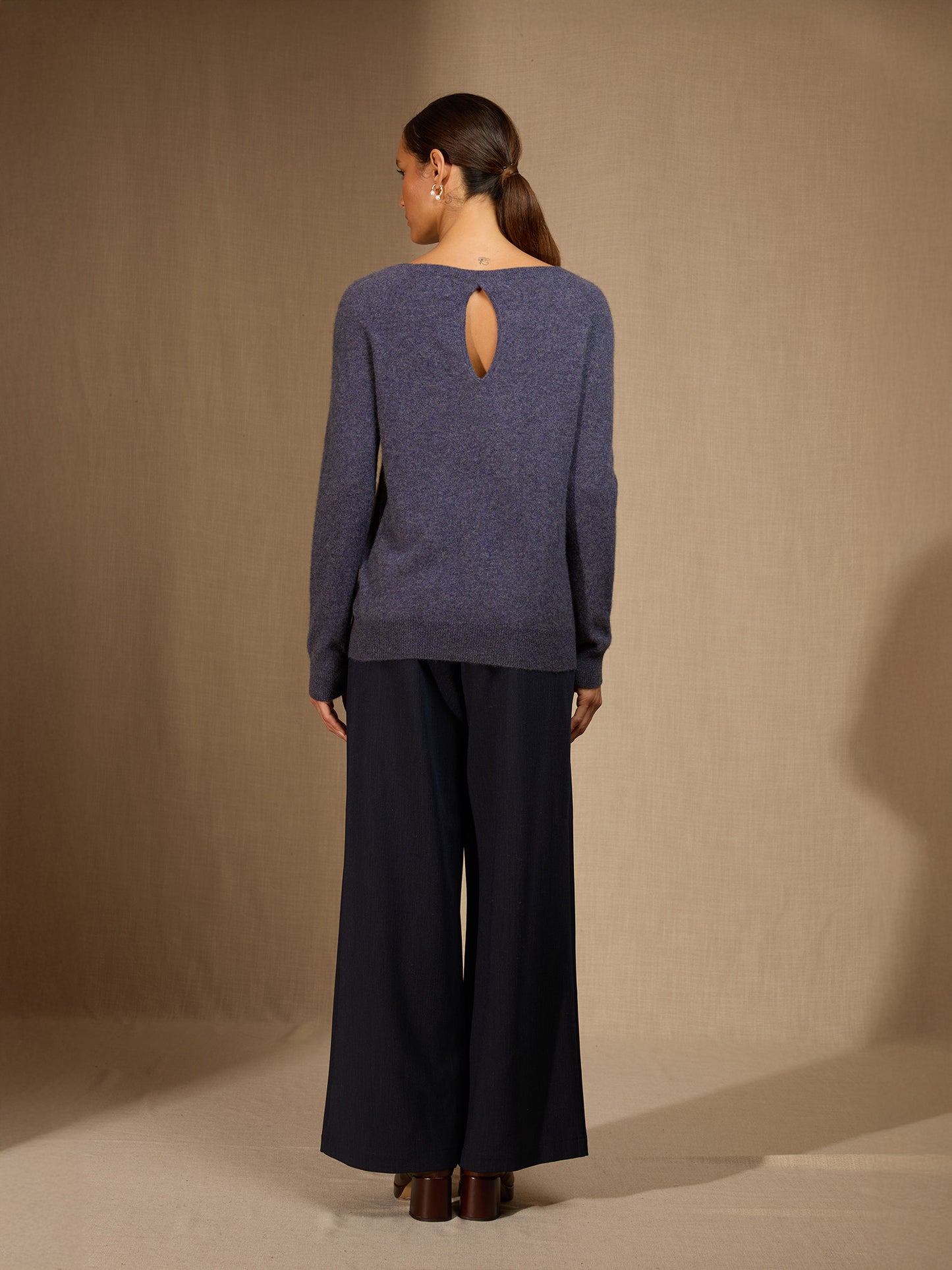 LESLIE pull col bateau goutte dos violet gris chiné 100% cachemire