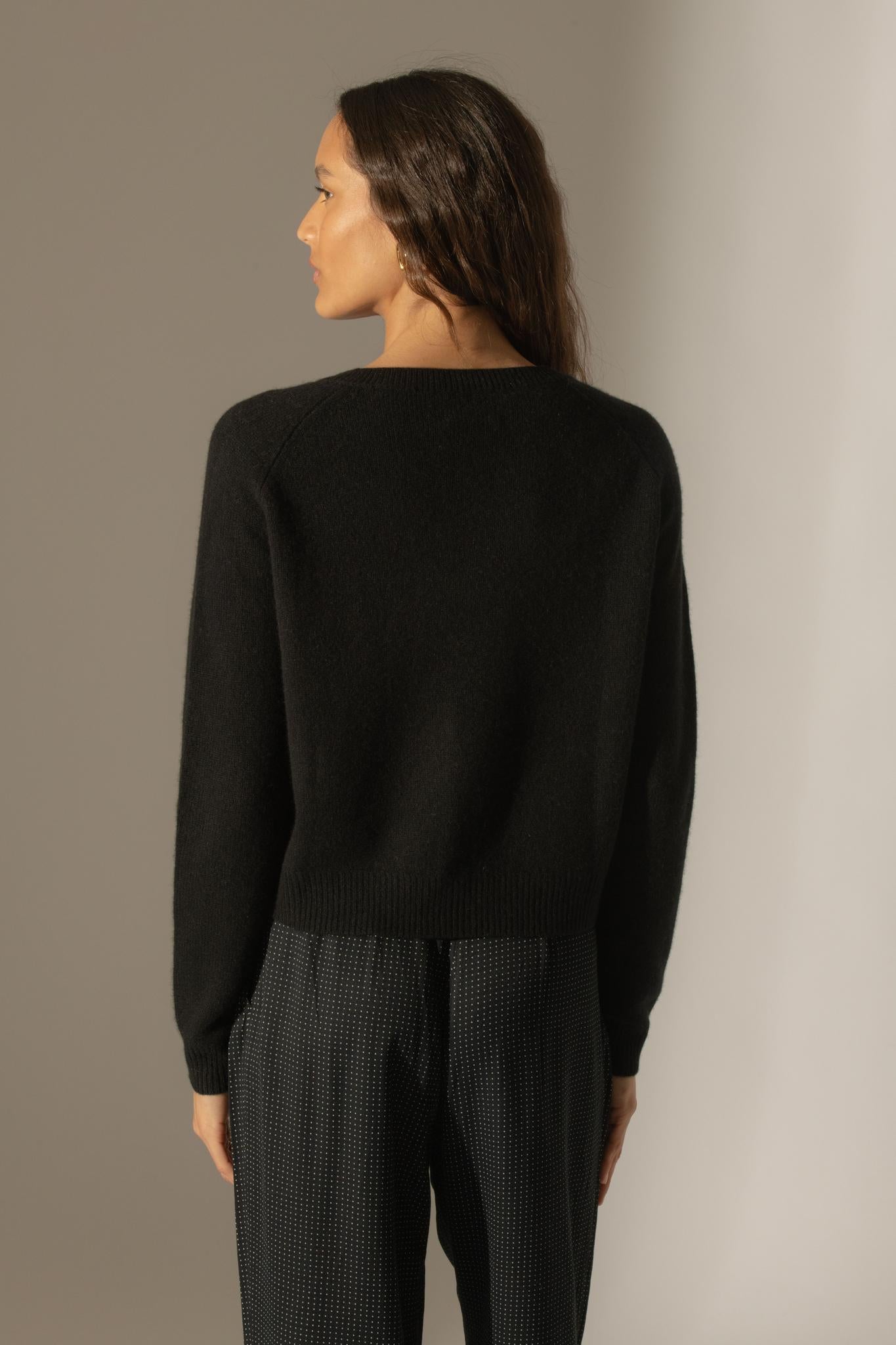 LILA pull col rond 4 fils noir 100% cachemire