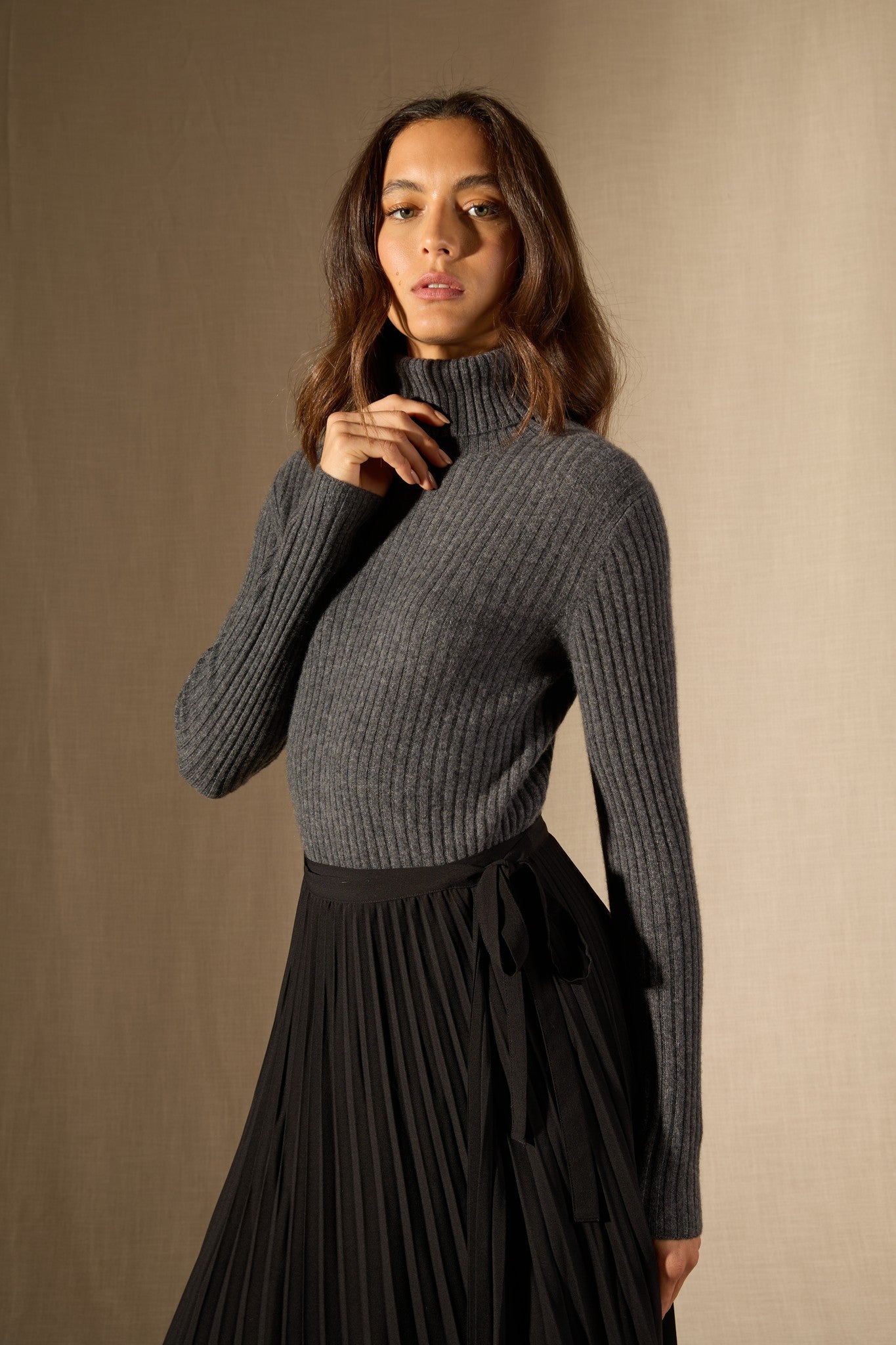 liora pull col roulé anthracite chiné 100% cachemire