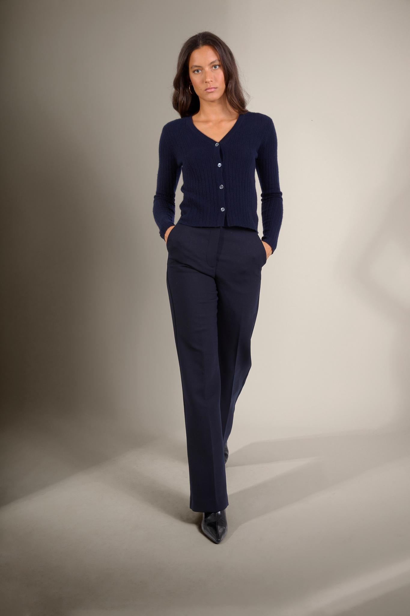 LIVIA cardigan col v navy 100% cachemire