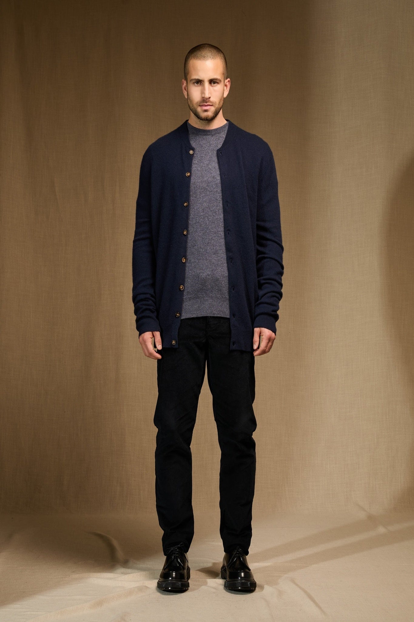 loeris cardigan col rond navy 100% cachemire