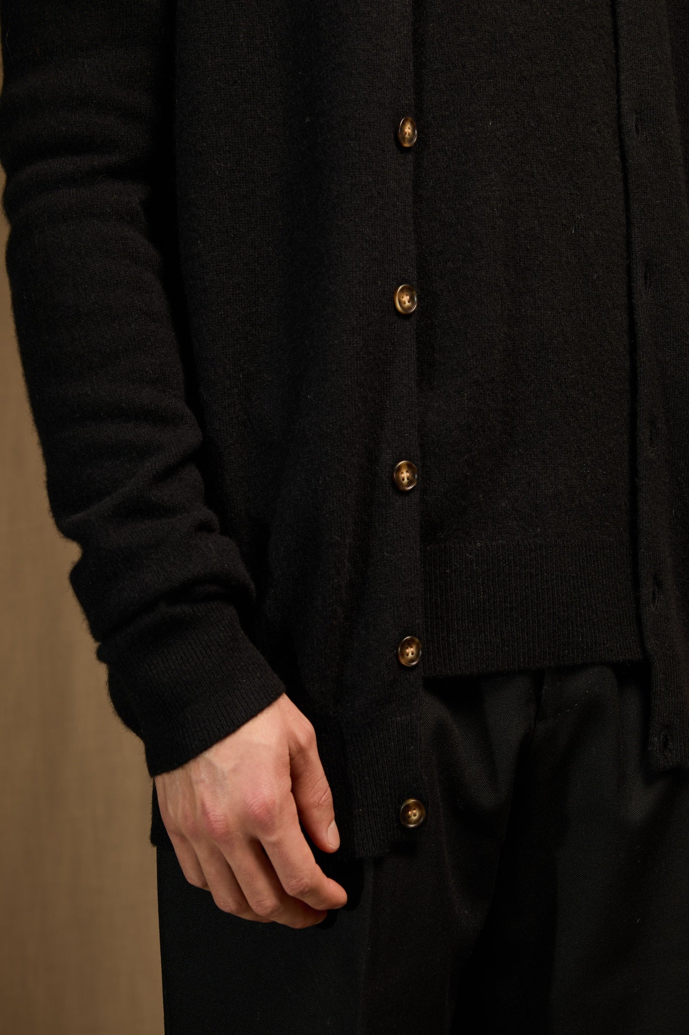 loeris cardigan col rond noir 100% cachemire