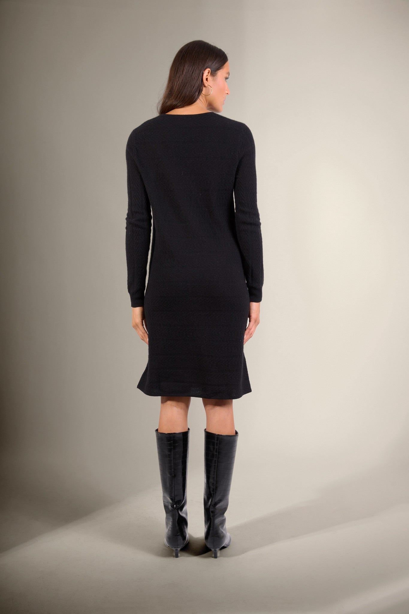 lola robe col rond noir 100% cachemire