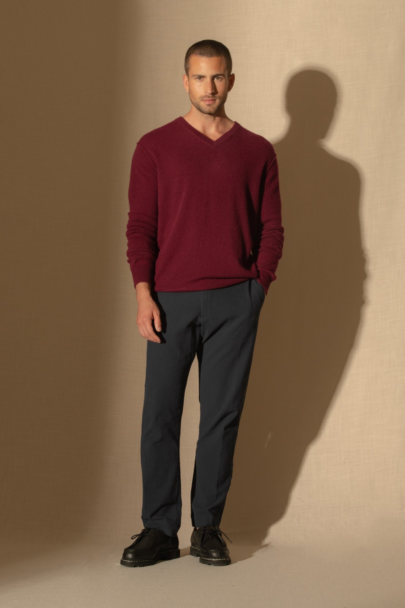 lorenzo pull col v bordeaux 100% cachemire