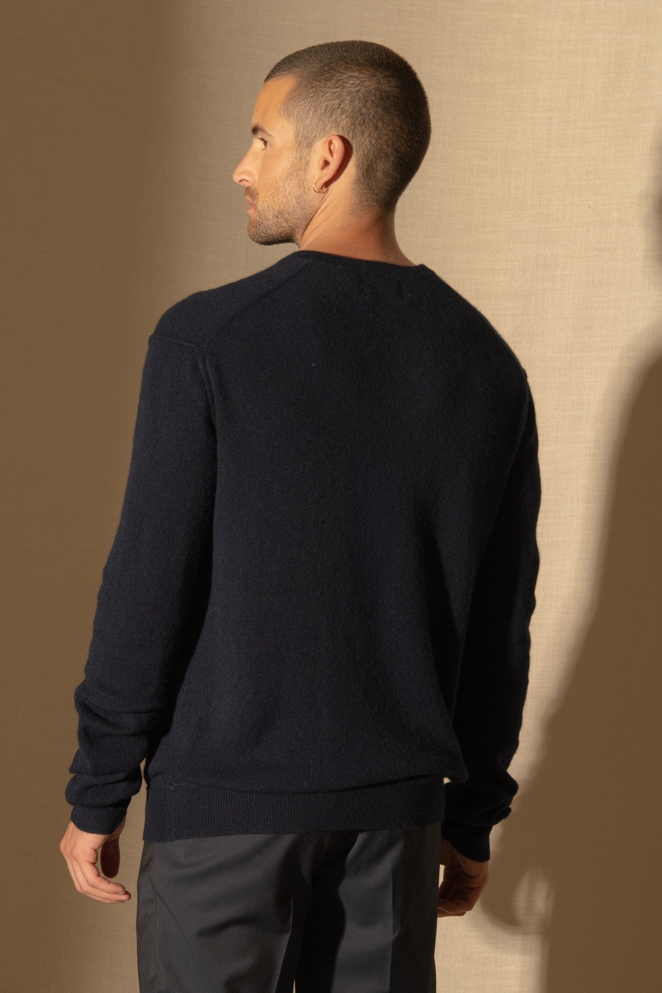 lorenzo pull col v navy 100% cachemire