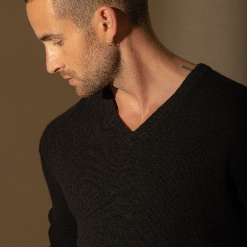 lorenzo pull col v noir 100% cachemire