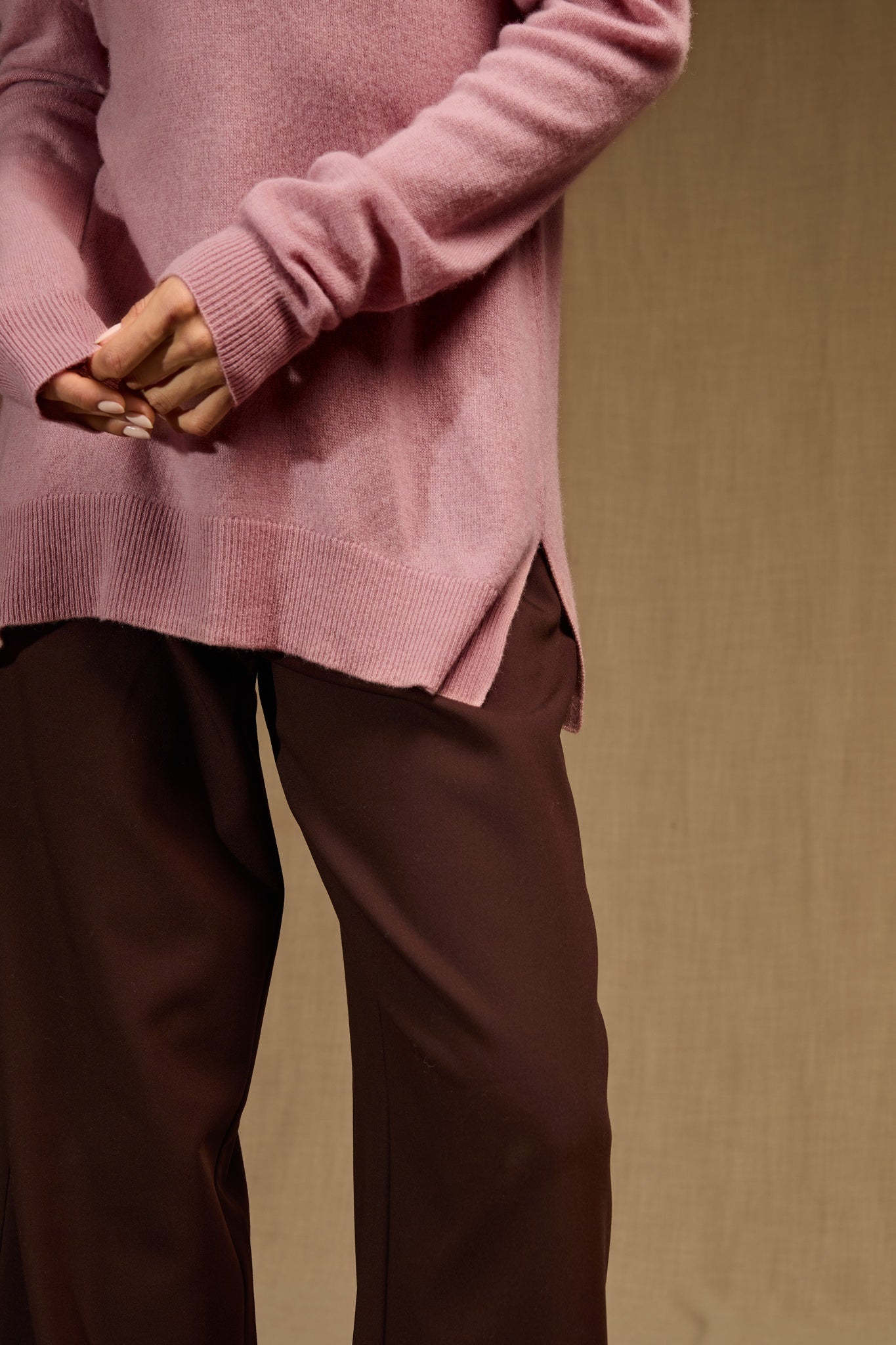 LOVA pull col v devant et dos bois de rose 100% cachemire